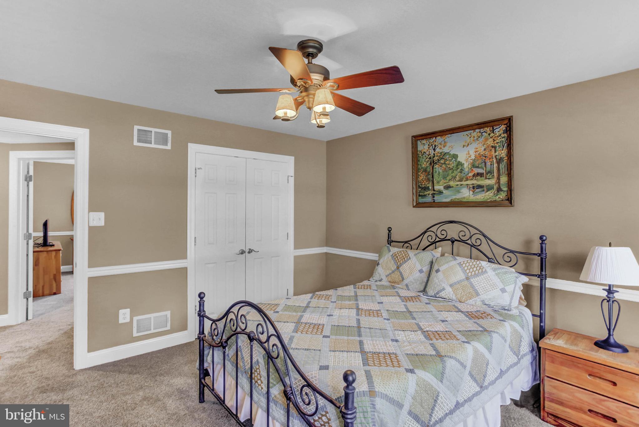 FOX CHASE - Residential