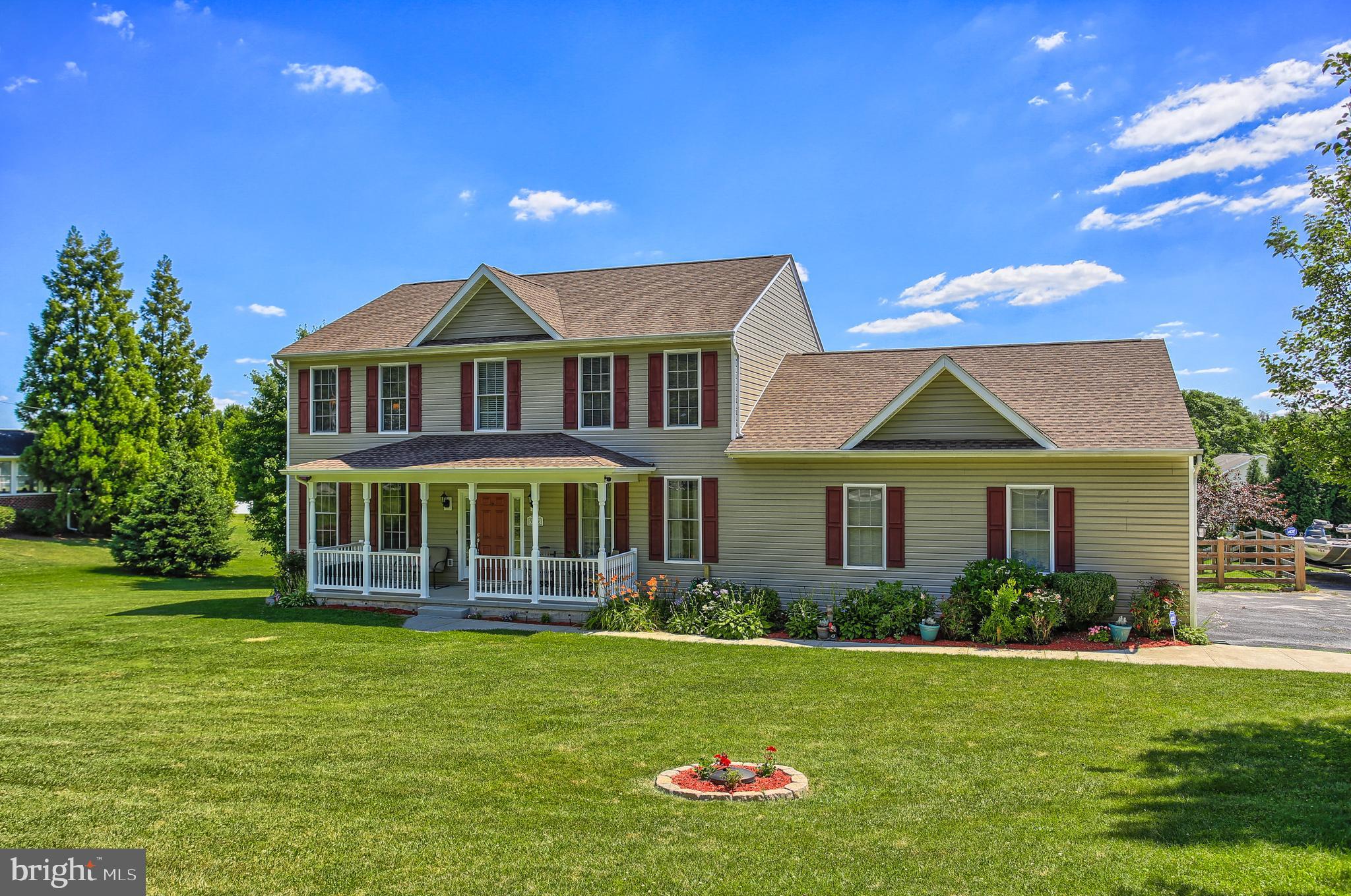 FOX CHASE - Residential