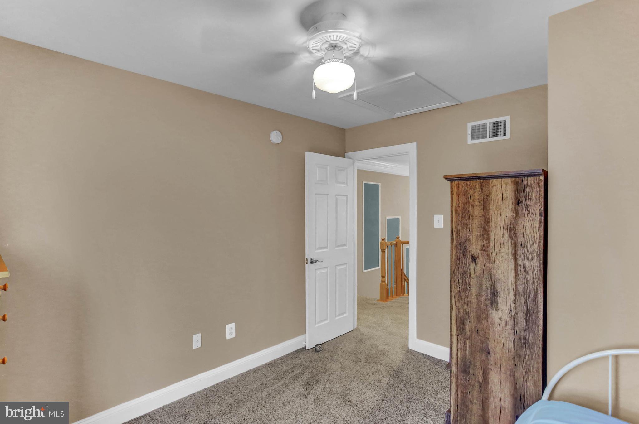 FOX CHASE - Residential