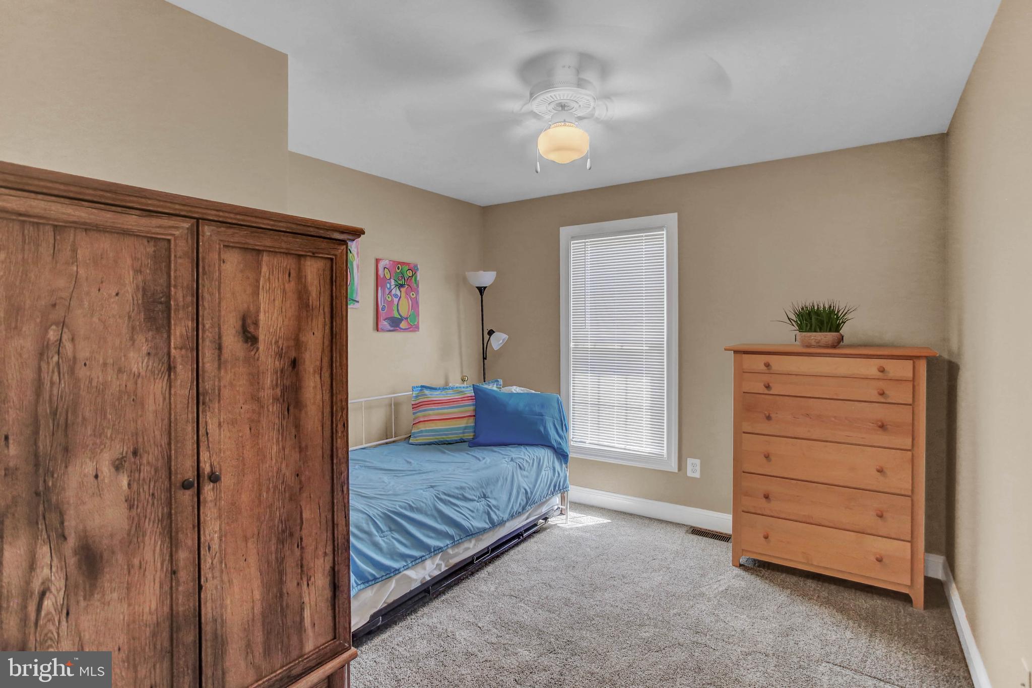 FOX CHASE - Residential