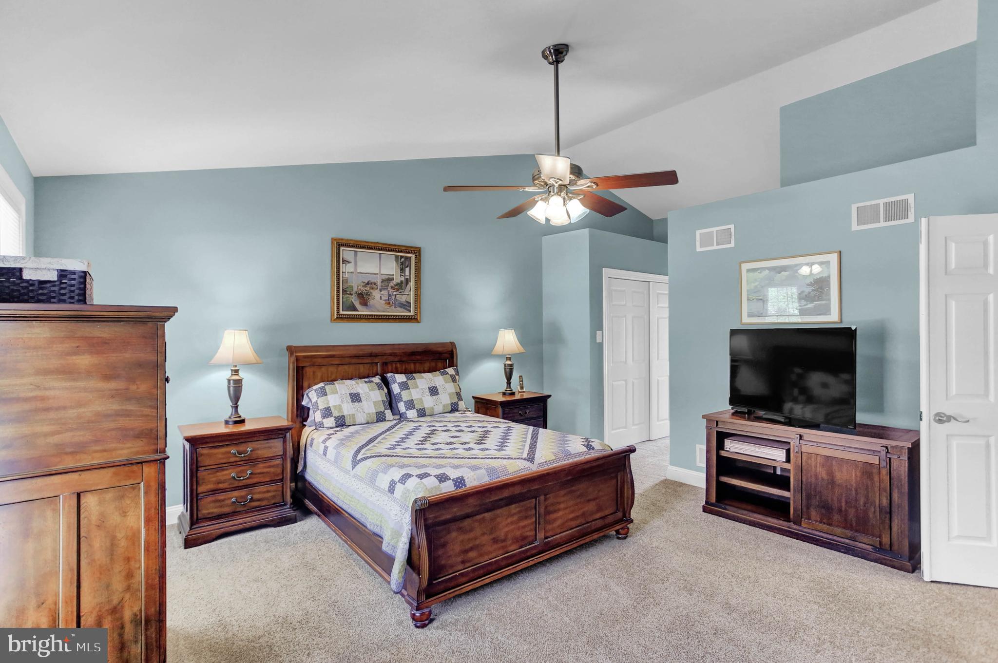 FOX CHASE - Residential