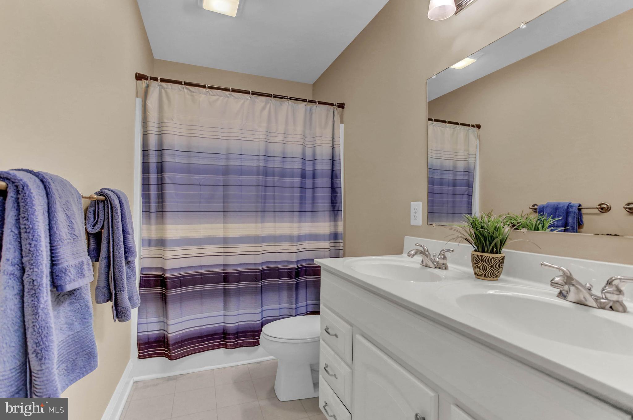 FOX CHASE - Residential