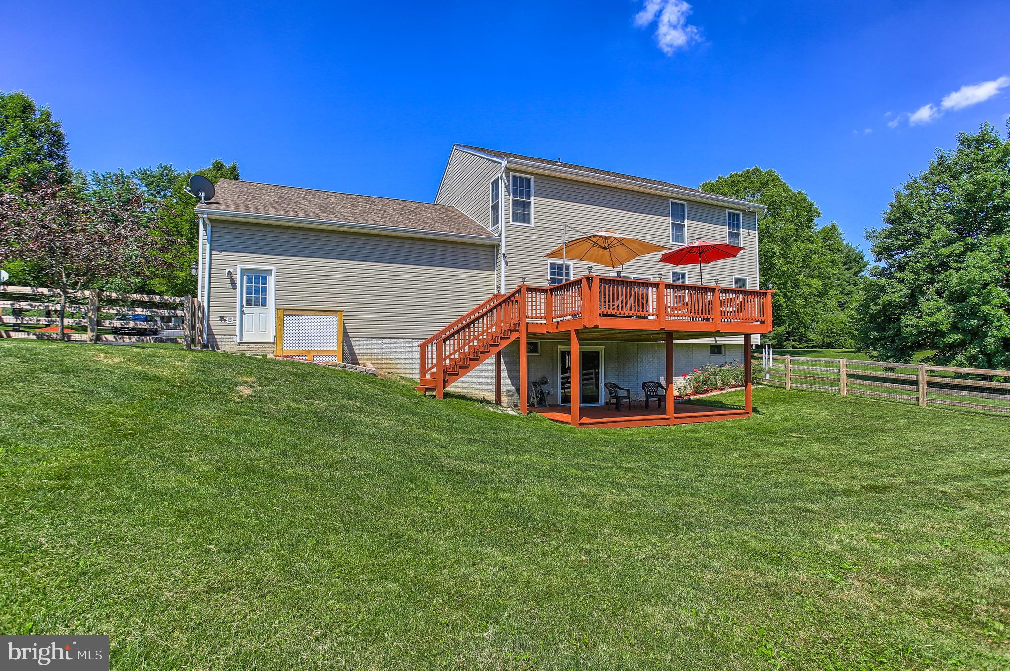 FOX CHASE - Residential