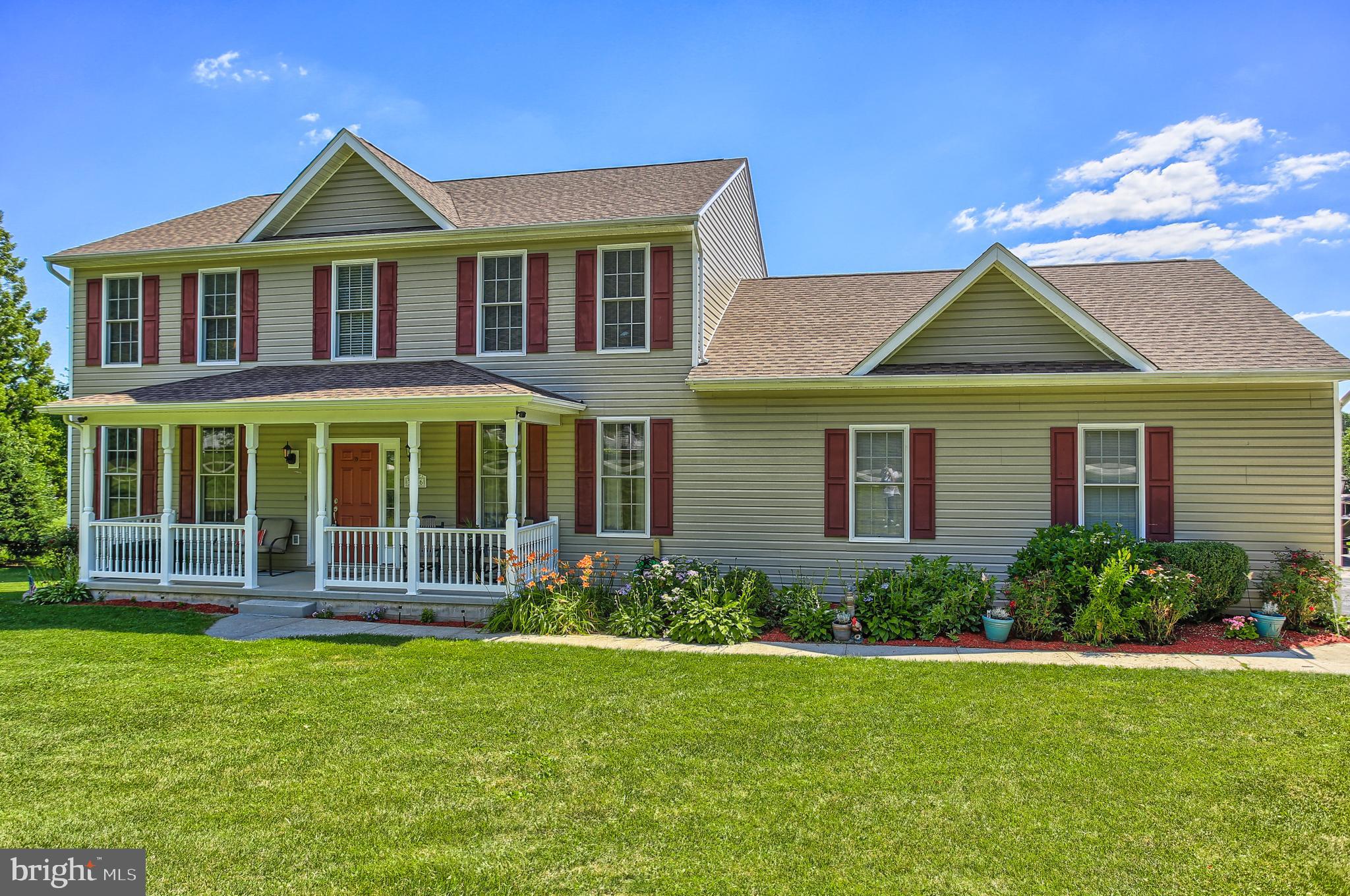 FOX CHASE - Residential