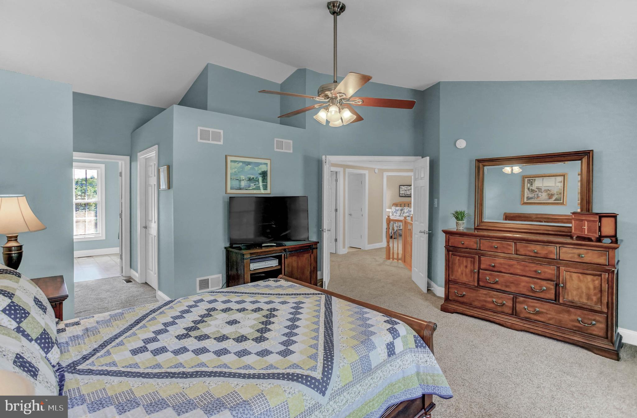 FOX CHASE - Residential