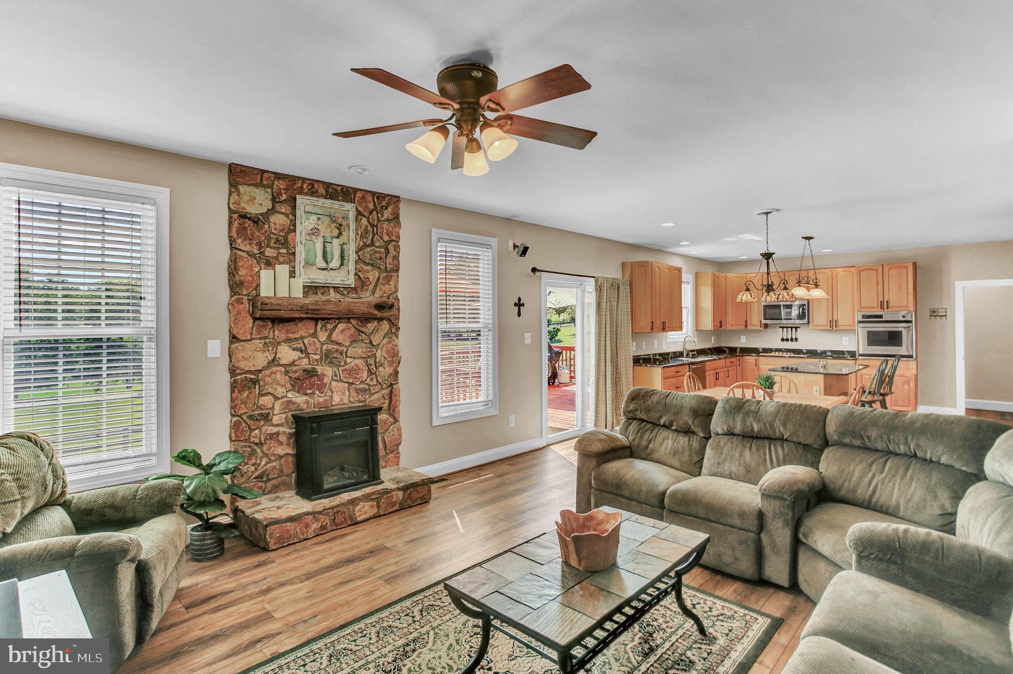 FOX CHASE - Residential