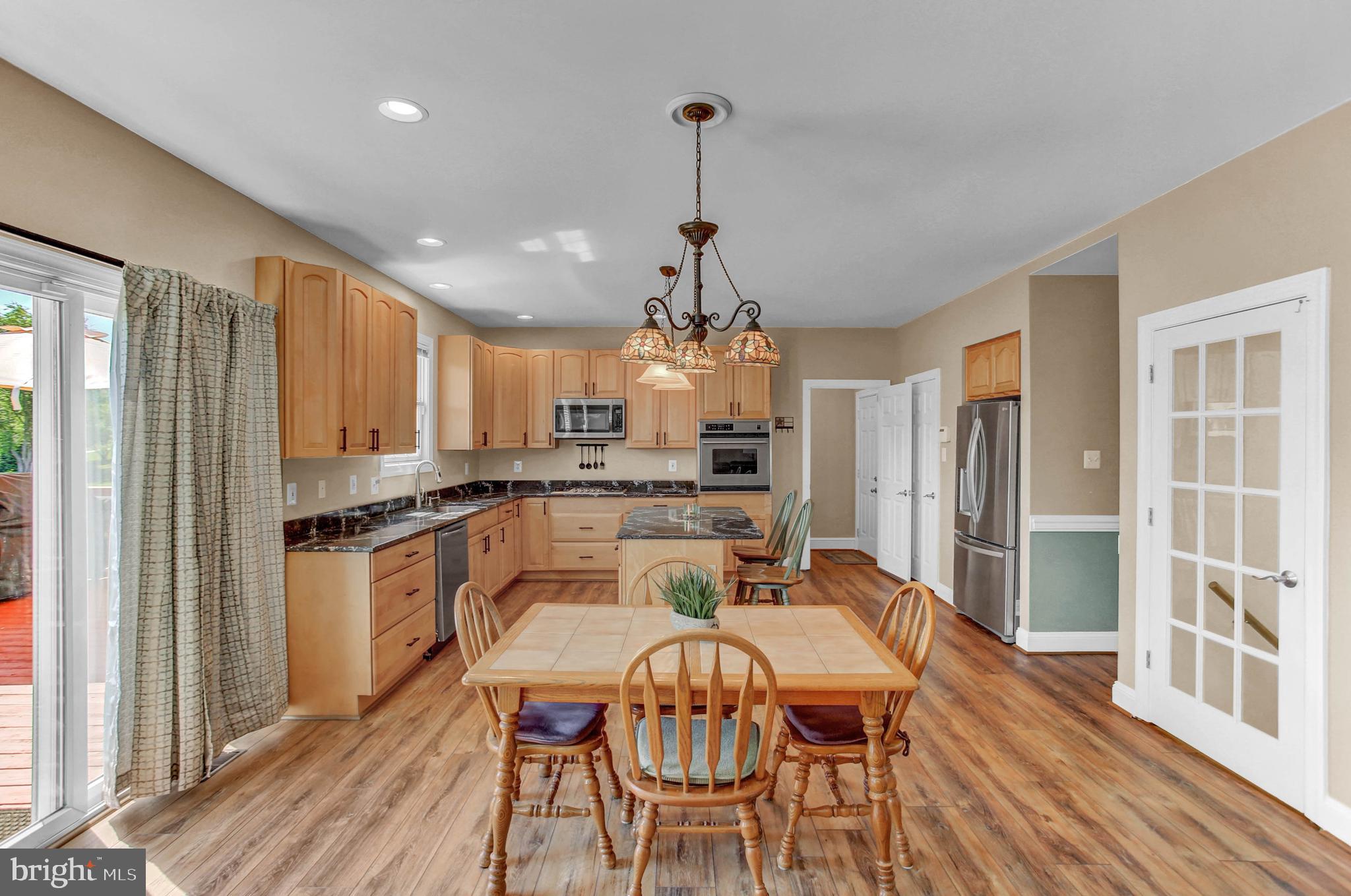 FOX CHASE - Residential