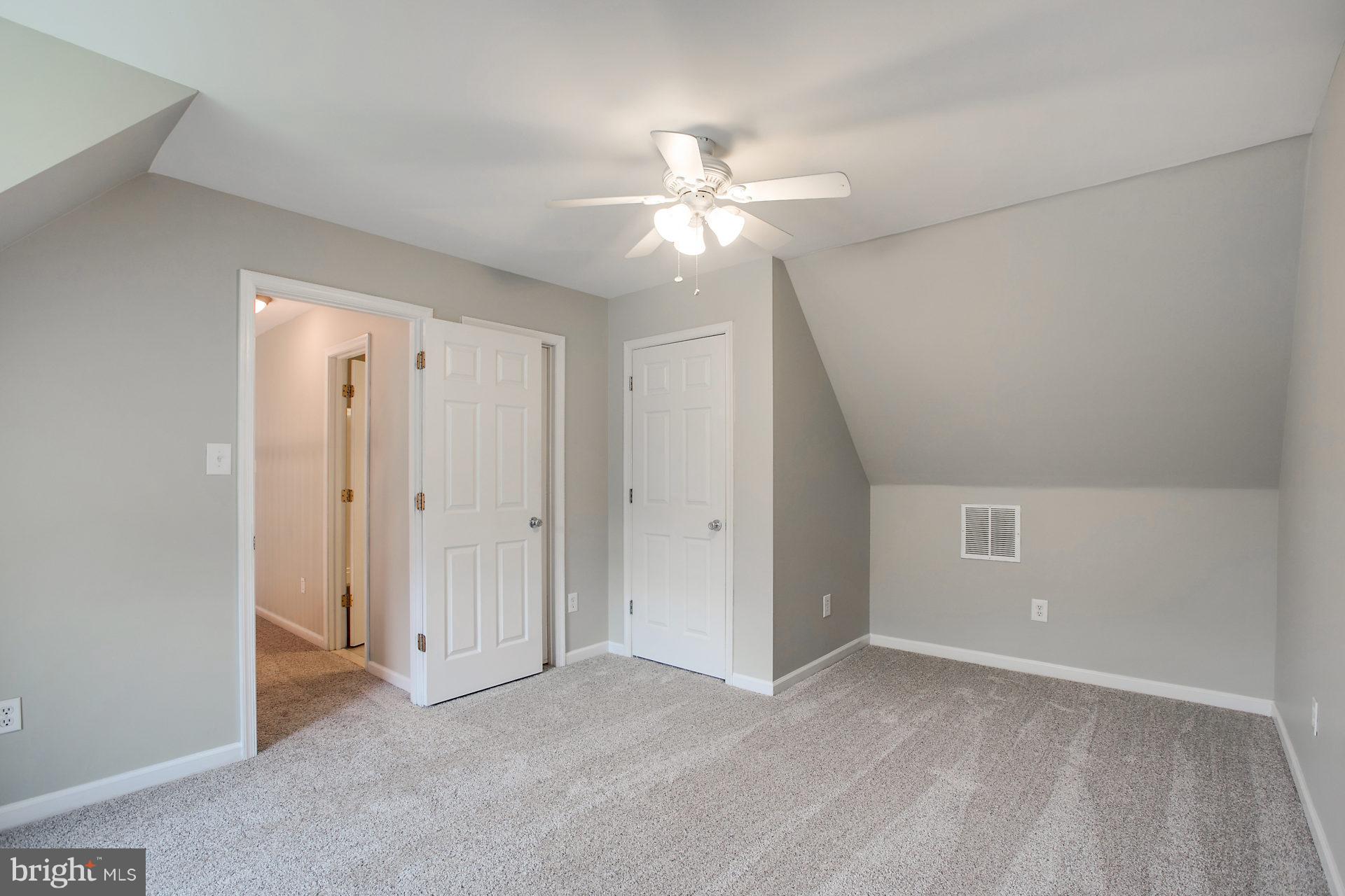 PYLES ESTATES - Residential