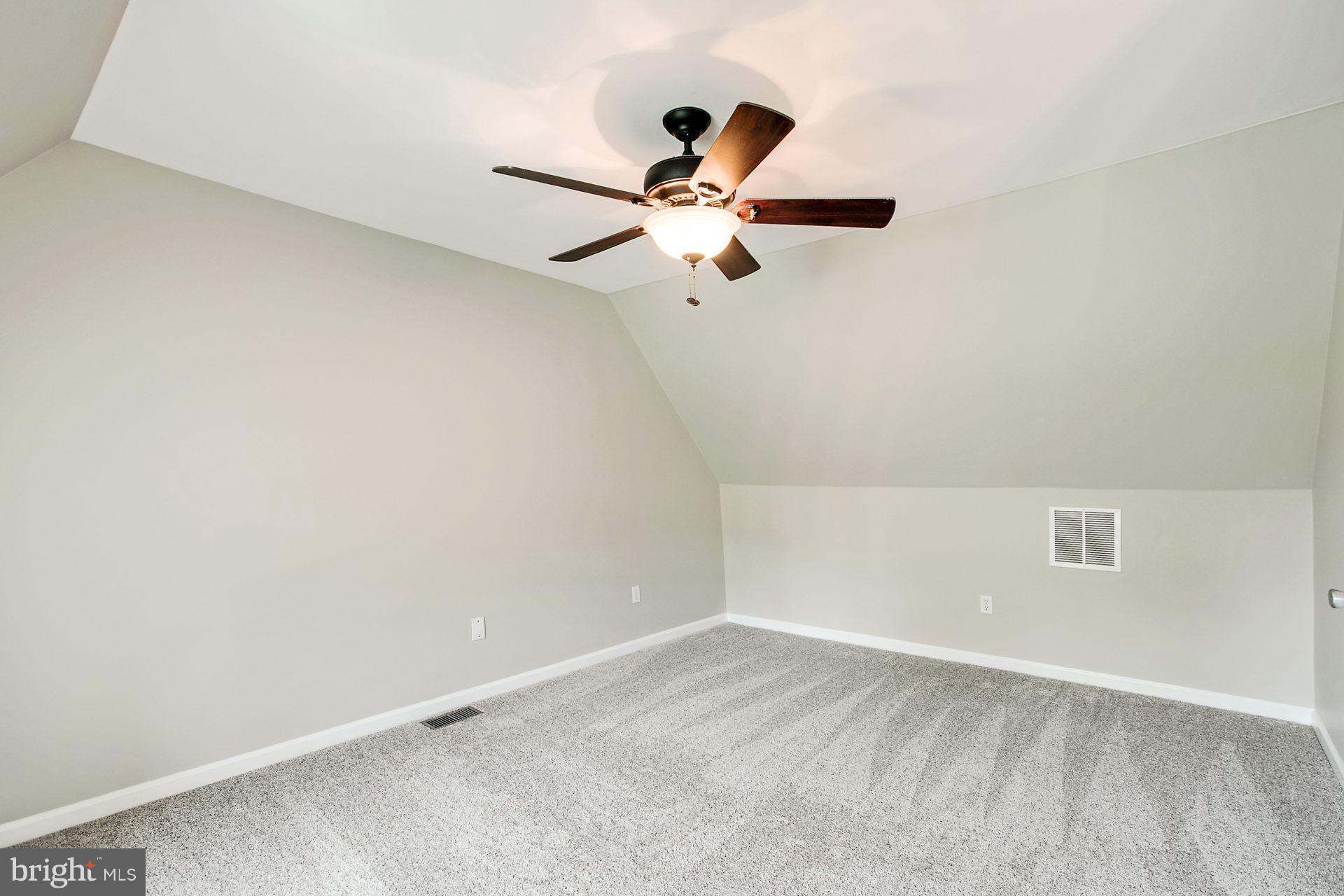 PYLES ESTATES - Residential