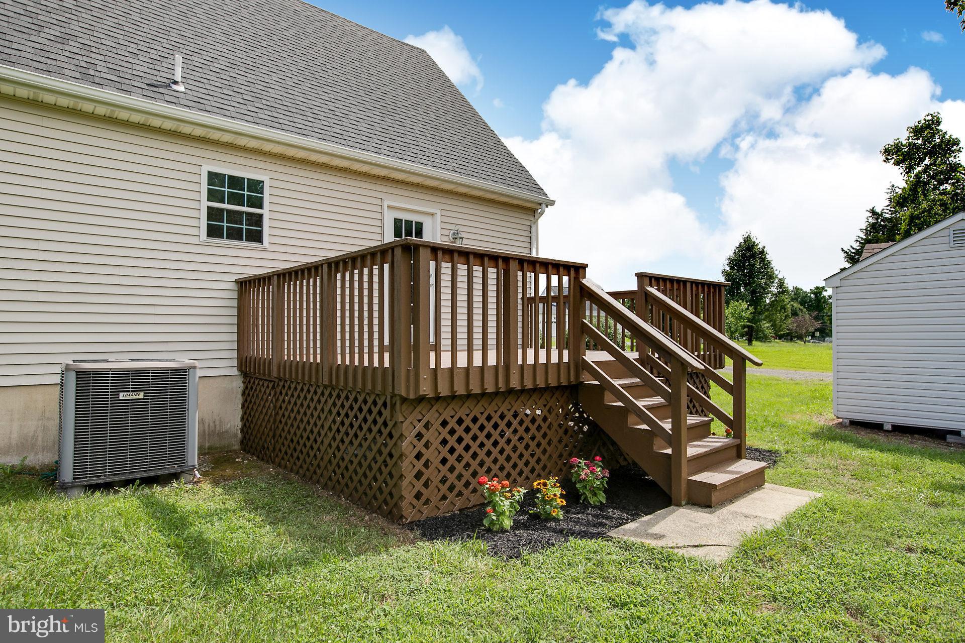 PYLES ESTATES - Residential