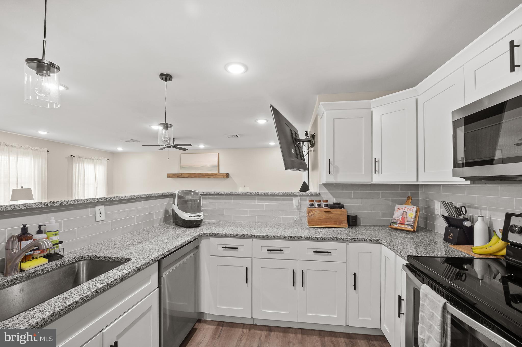 FAIRLESS HILLS - Residential