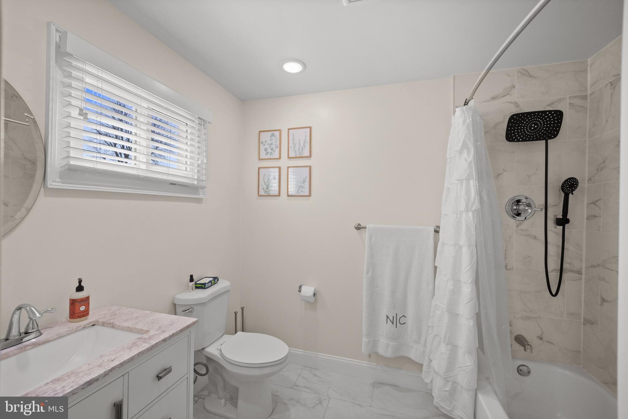 FAIRLESS HILLS - Residential