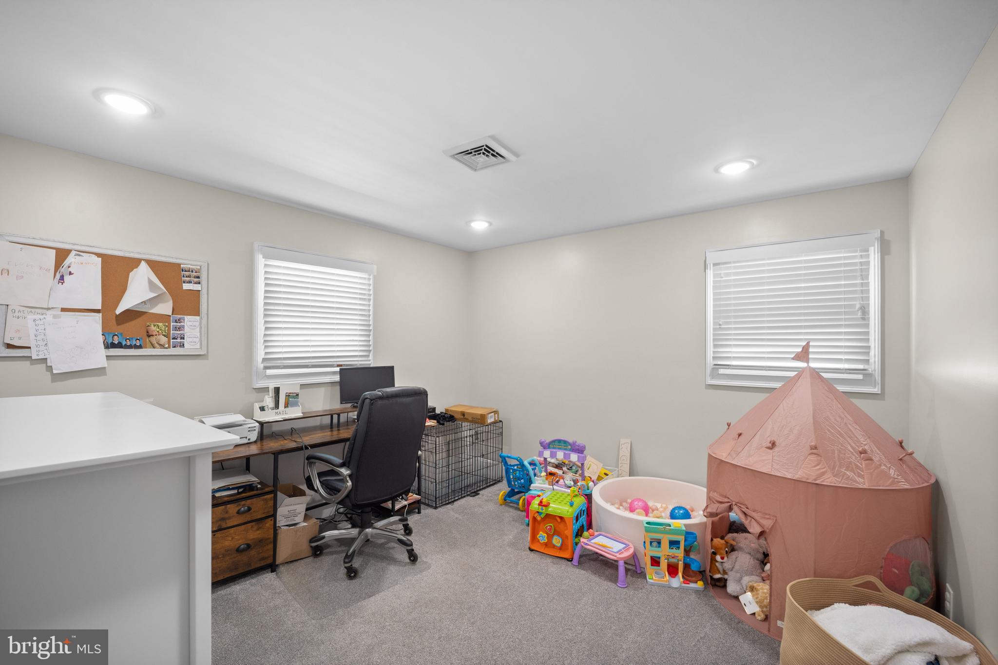 FAIRLESS HILLS - Residential