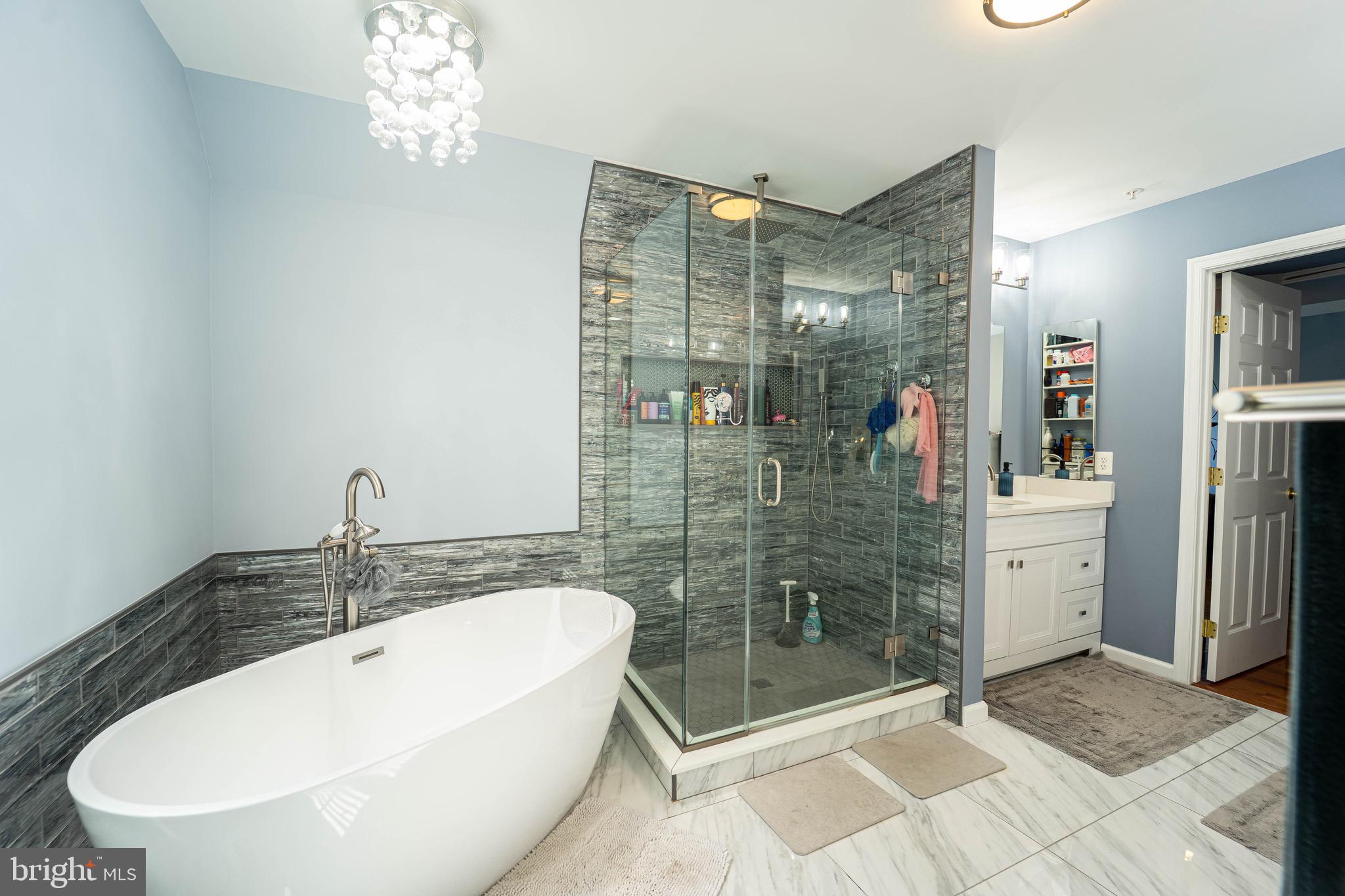 ADNELL SUB-PLAT FIVE> - Residential