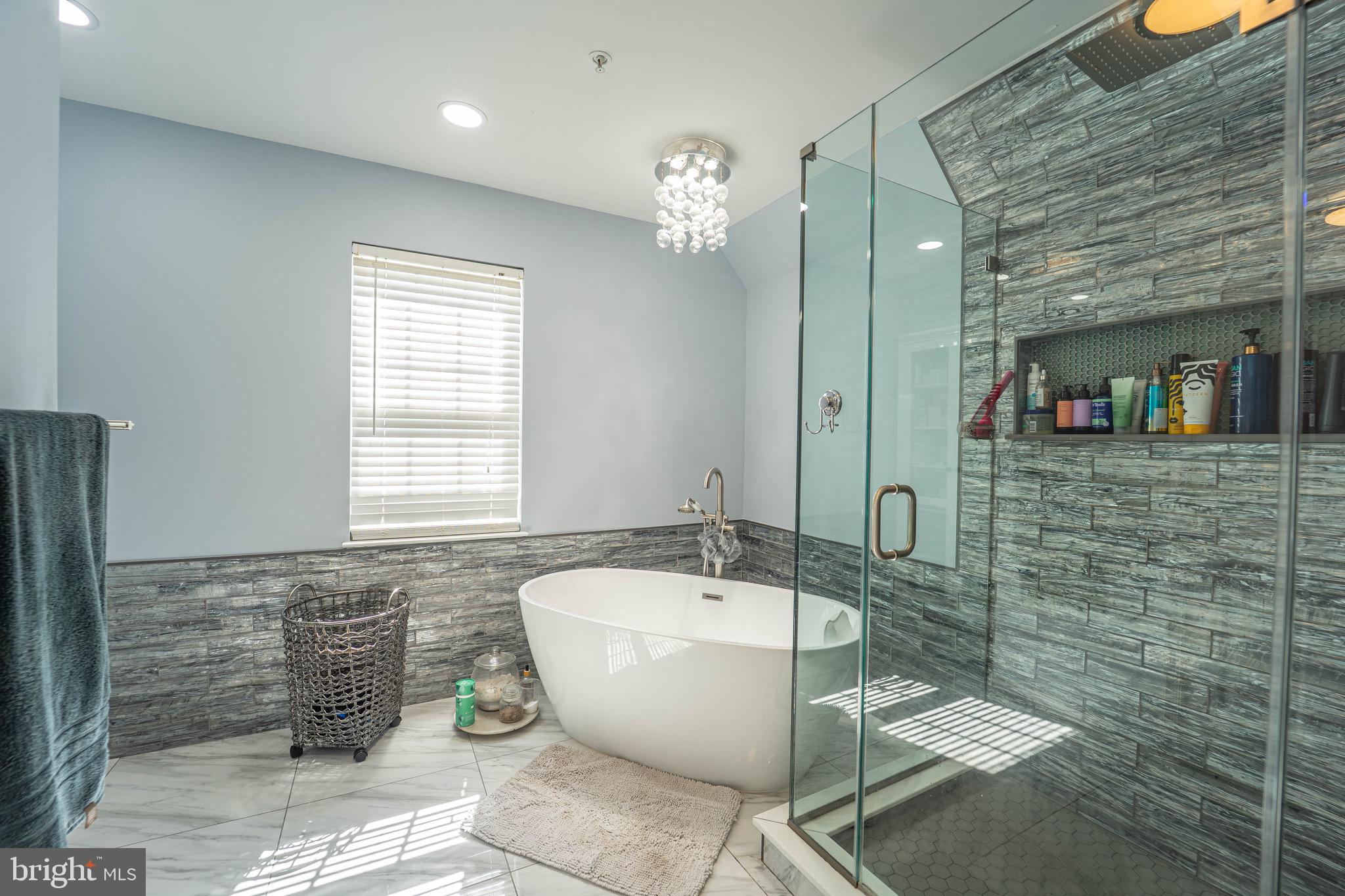 ADNELL SUB-PLAT FIVE> - Residential