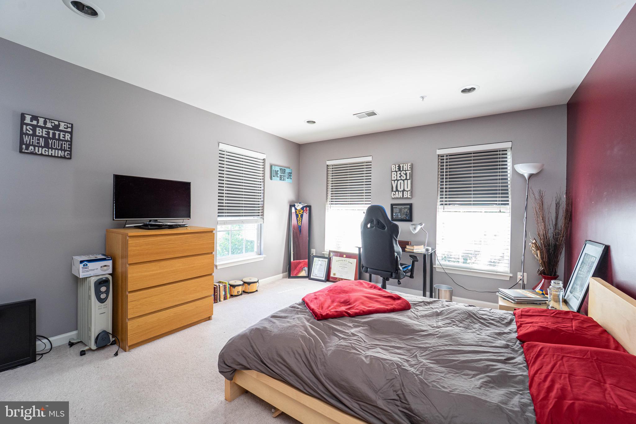 ADNELL SUB-PLAT FIVE> - Residential