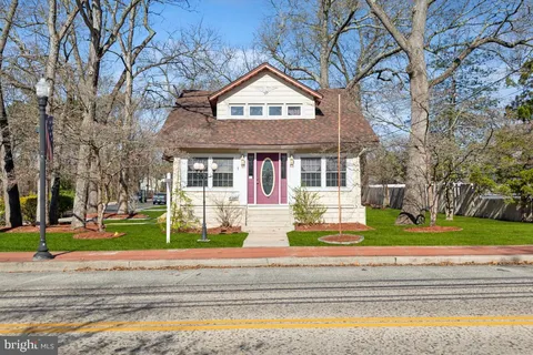 MLS: NJCD2085430