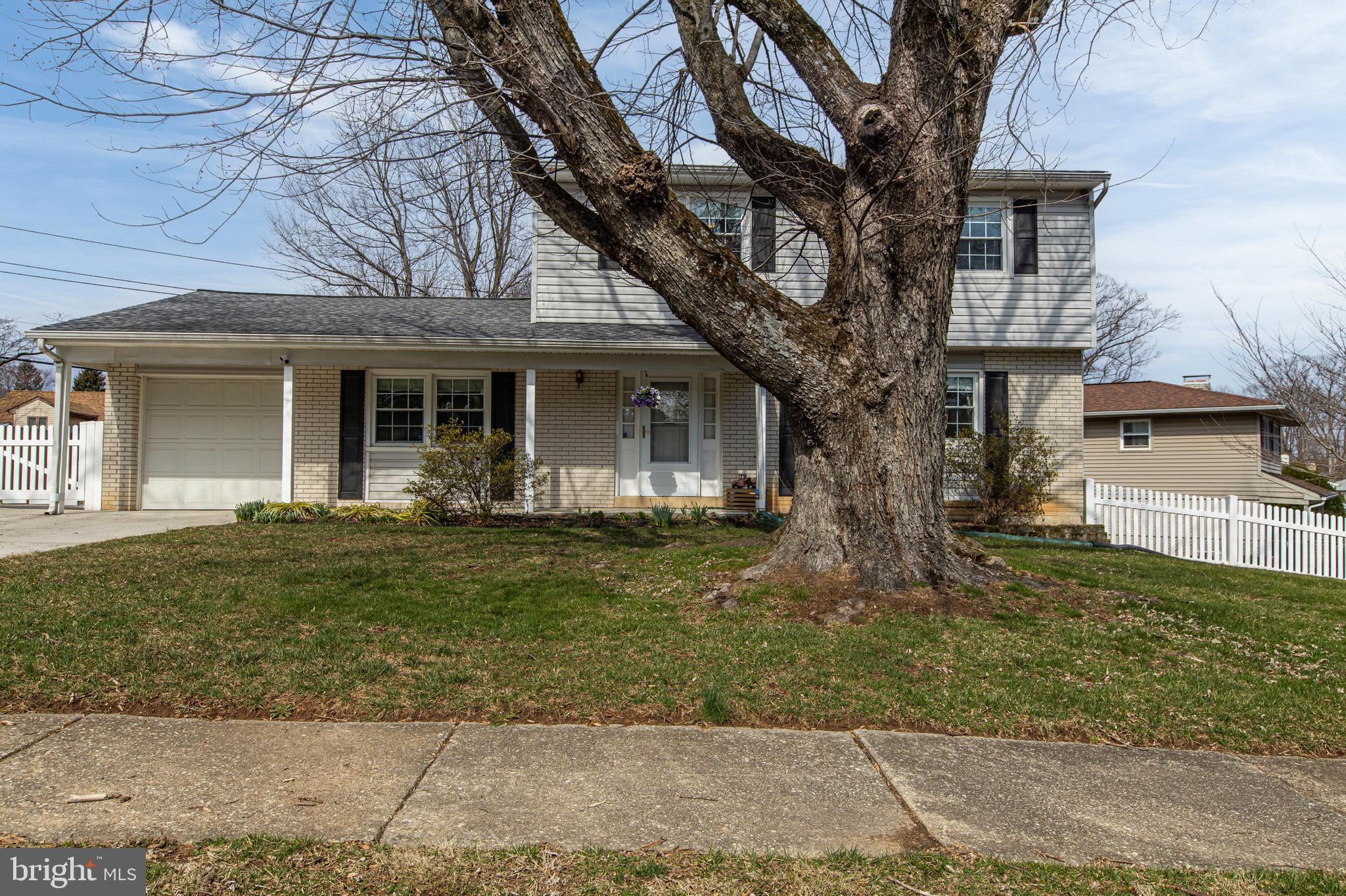 2 HENDERSON HILL ROAD