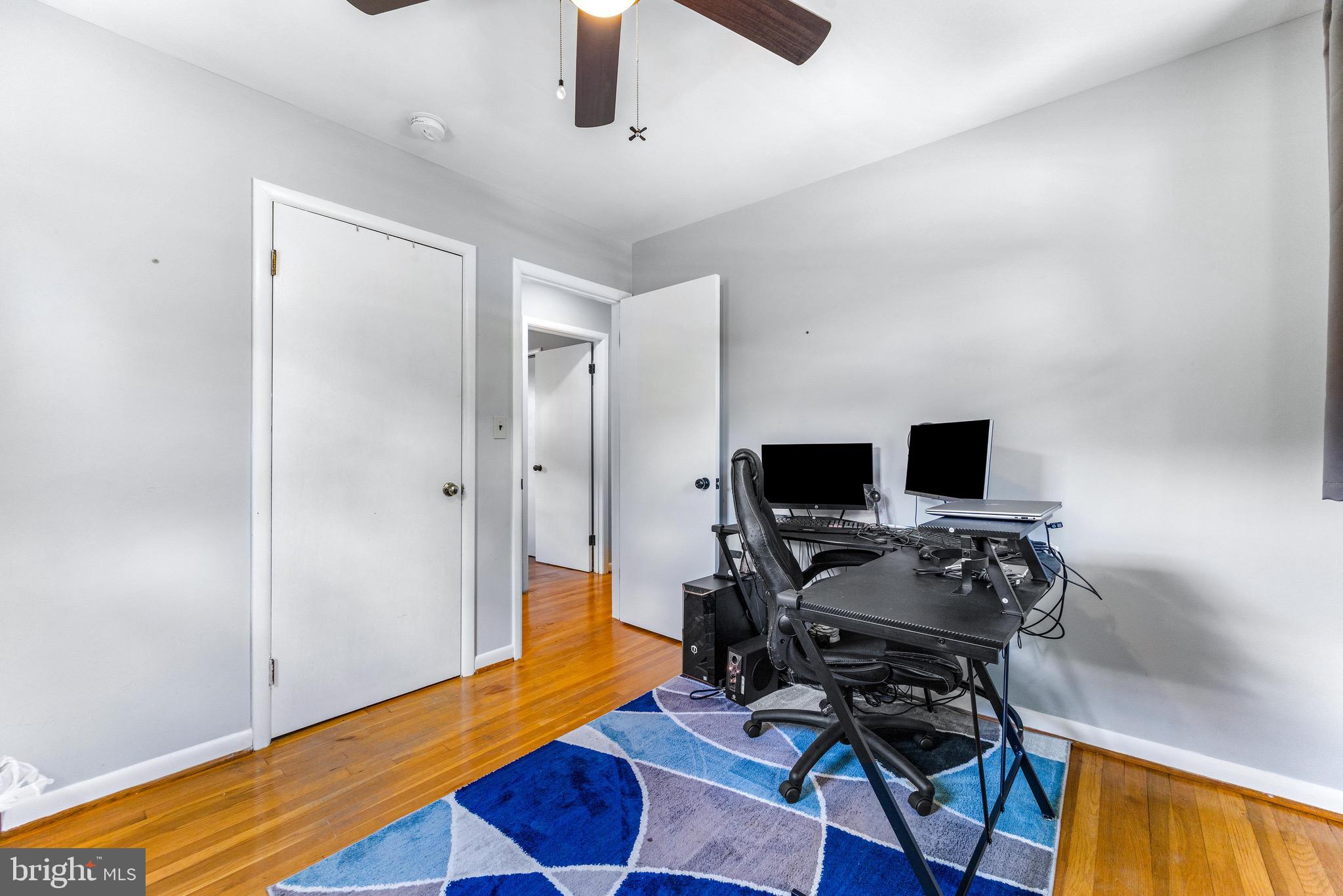 MAPLE RIDGE - Residential