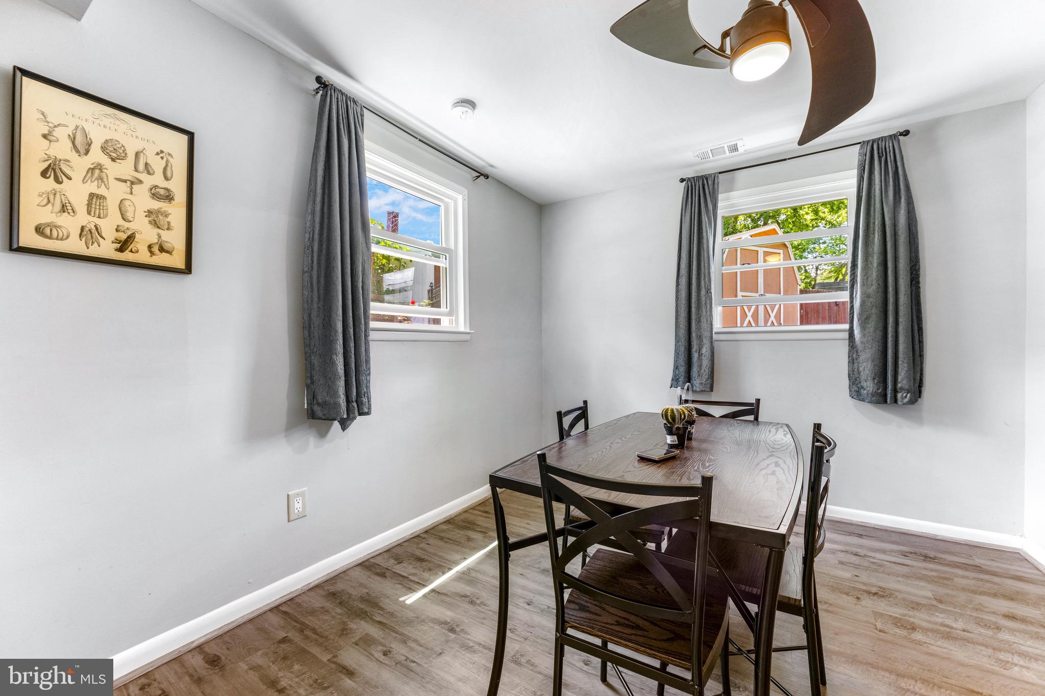 MAPLE RIDGE - Residential