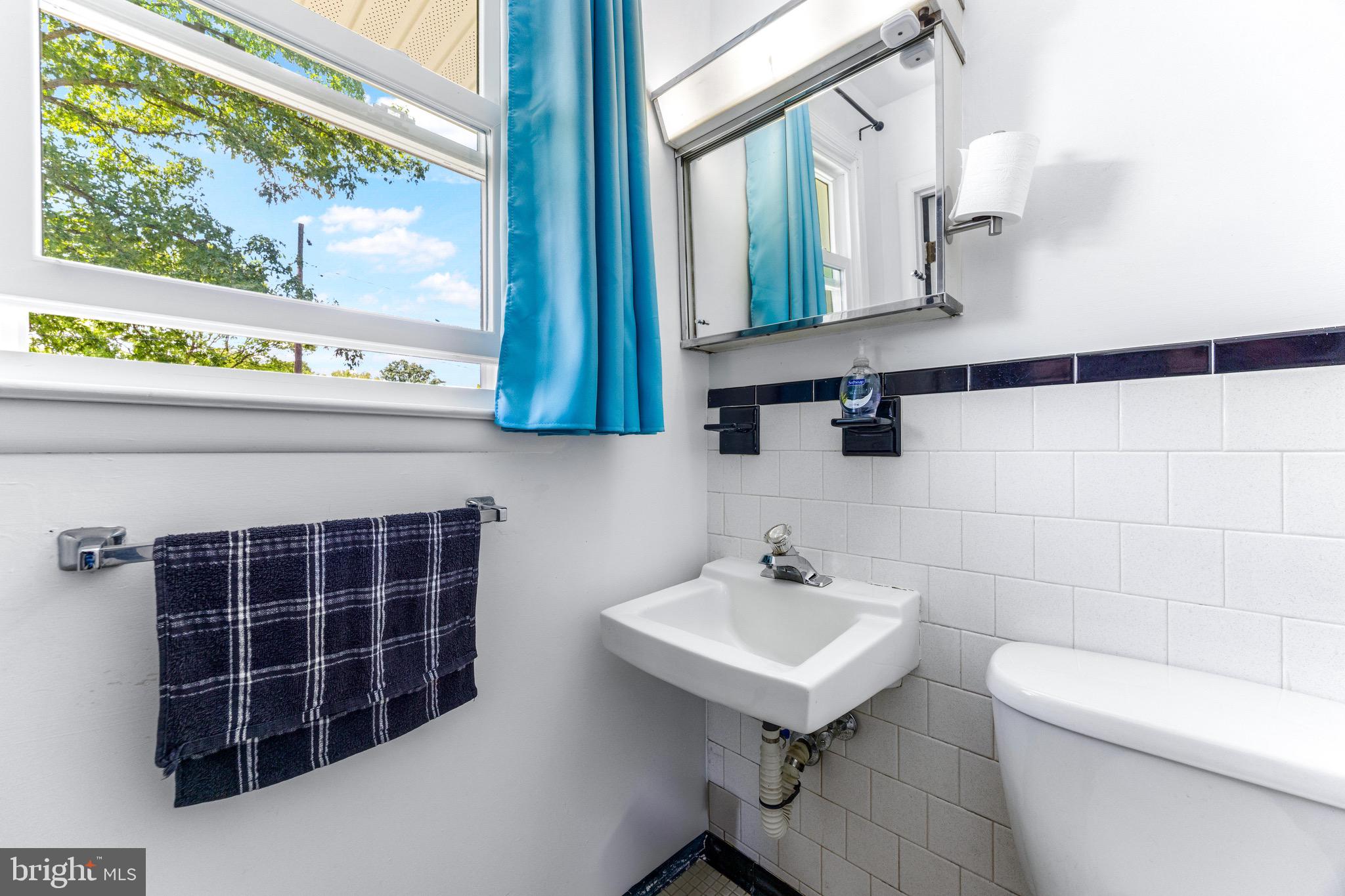 MAPLE RIDGE - Residential