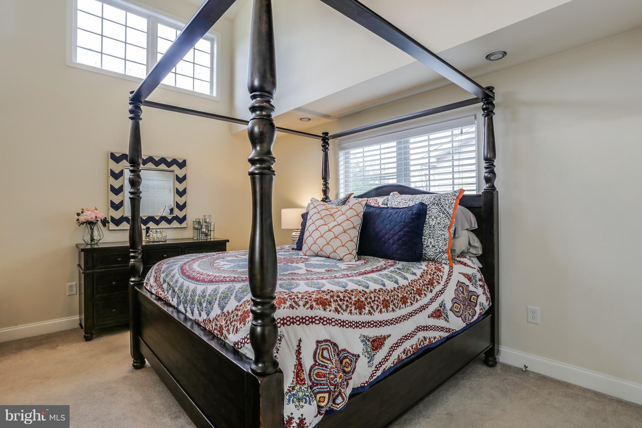 MCGUCKIAN - Residential