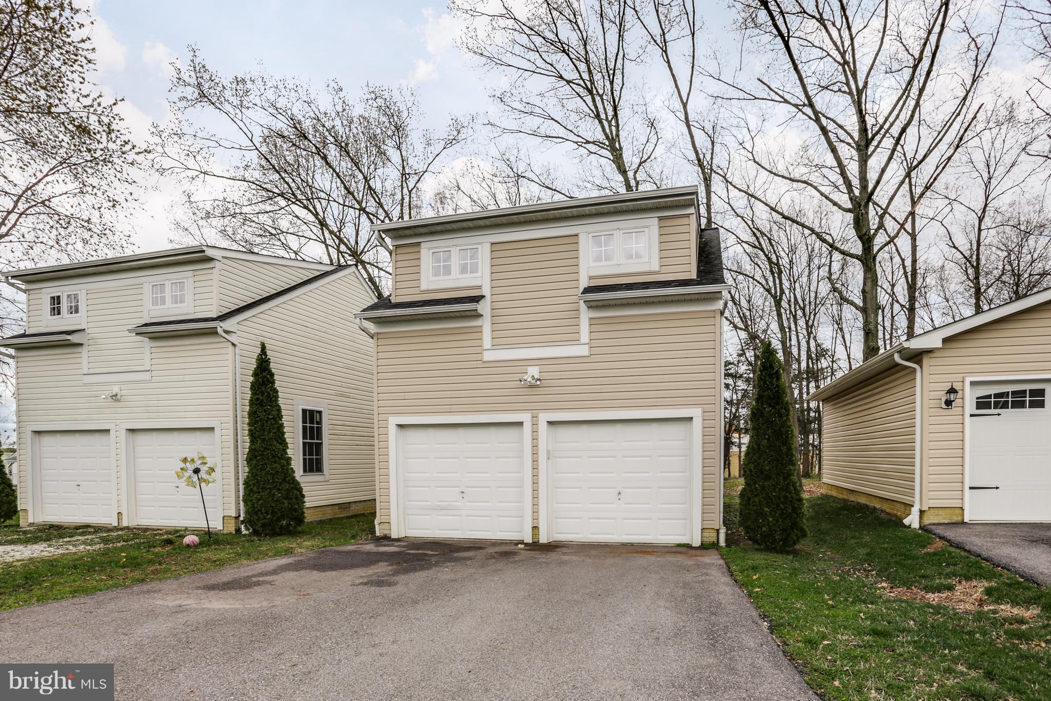 MCGUCKIAN - Residential