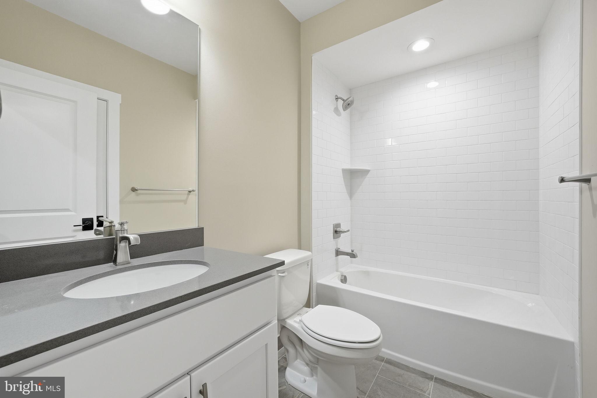 FAIRFAX ACRES - Residential