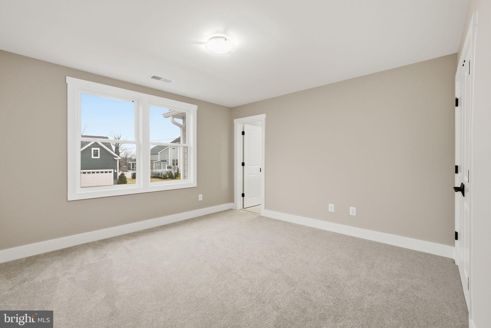 FAIRFAX ACRES - Residential