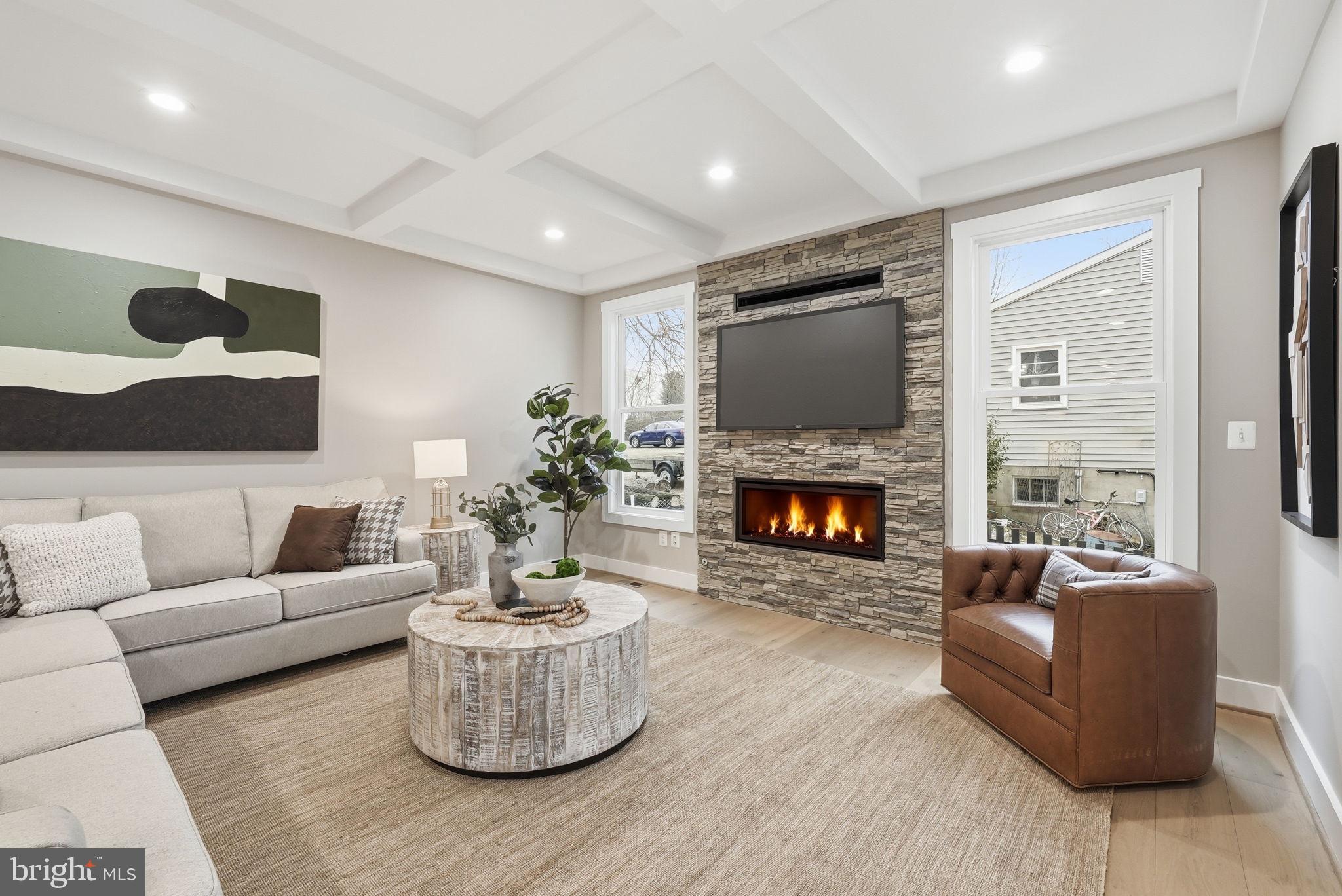 FAIRFAX ACRES - Residential