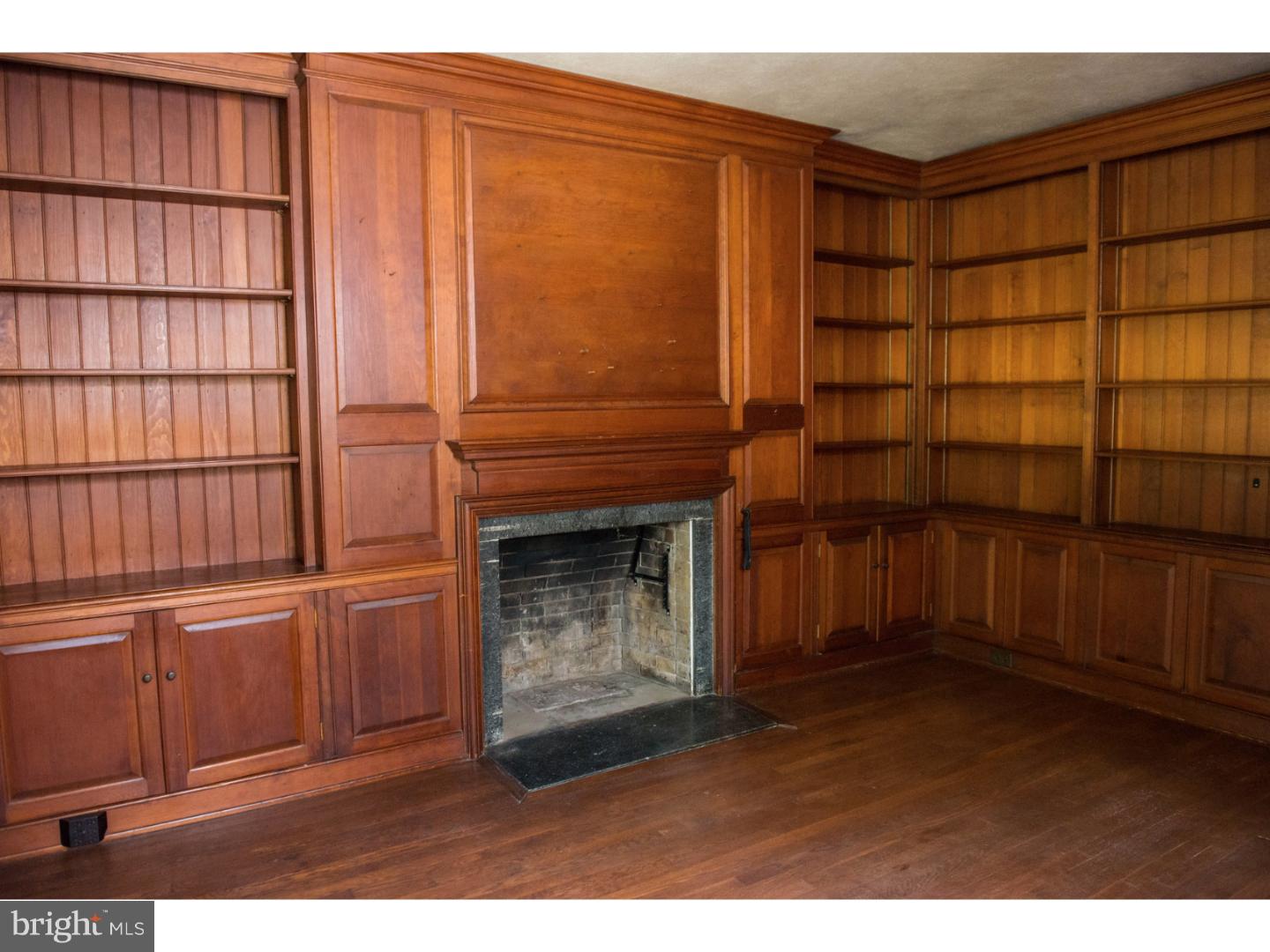 BUTTONWOOD FARMS - Residential