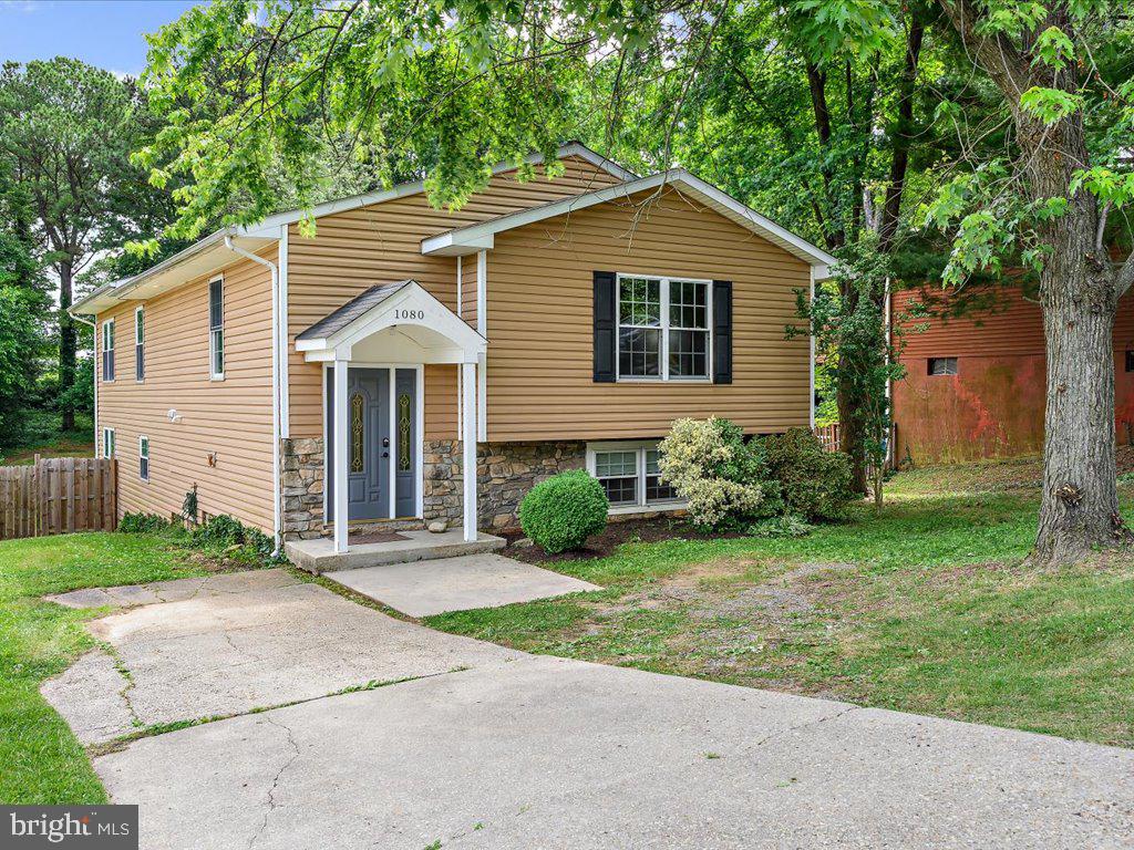 CAPE ST CLAIRE - Residential