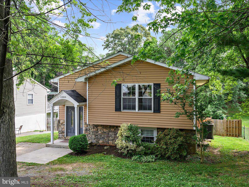 CAPE ST CLAIRE - Residential