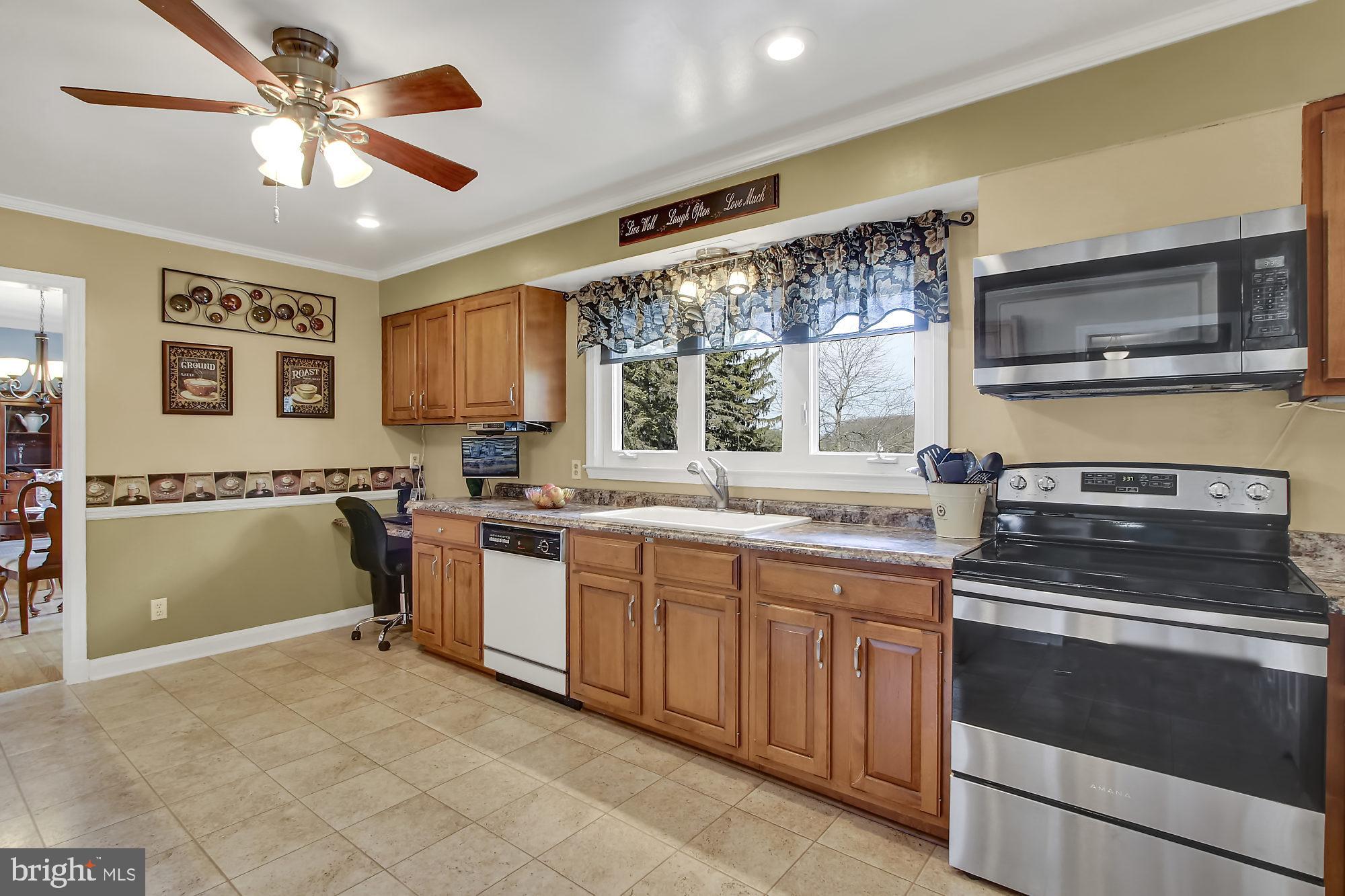 HAMPSTEAD HEIGHTS - Residential