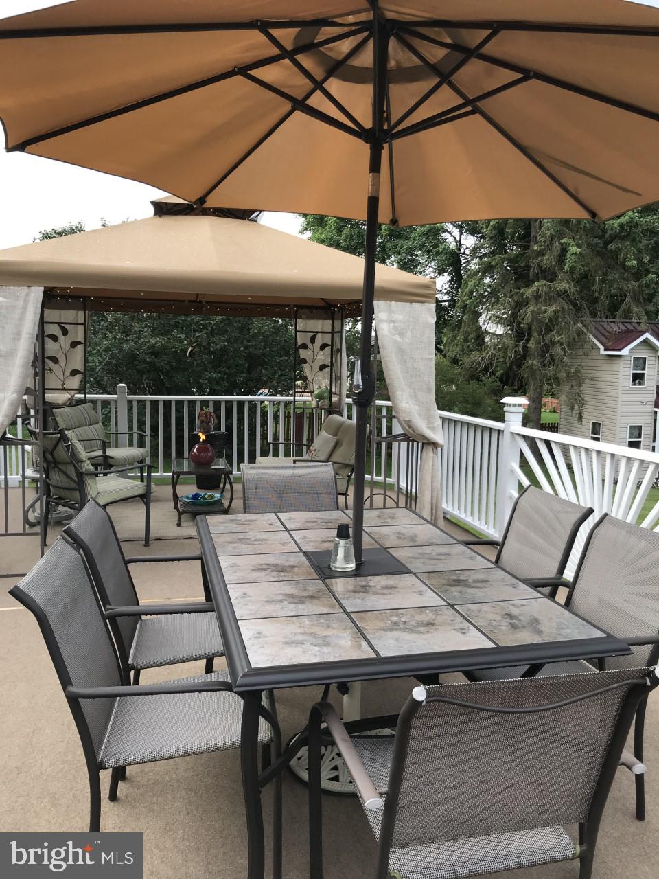 HAMPSTEAD HEIGHTS - Residential