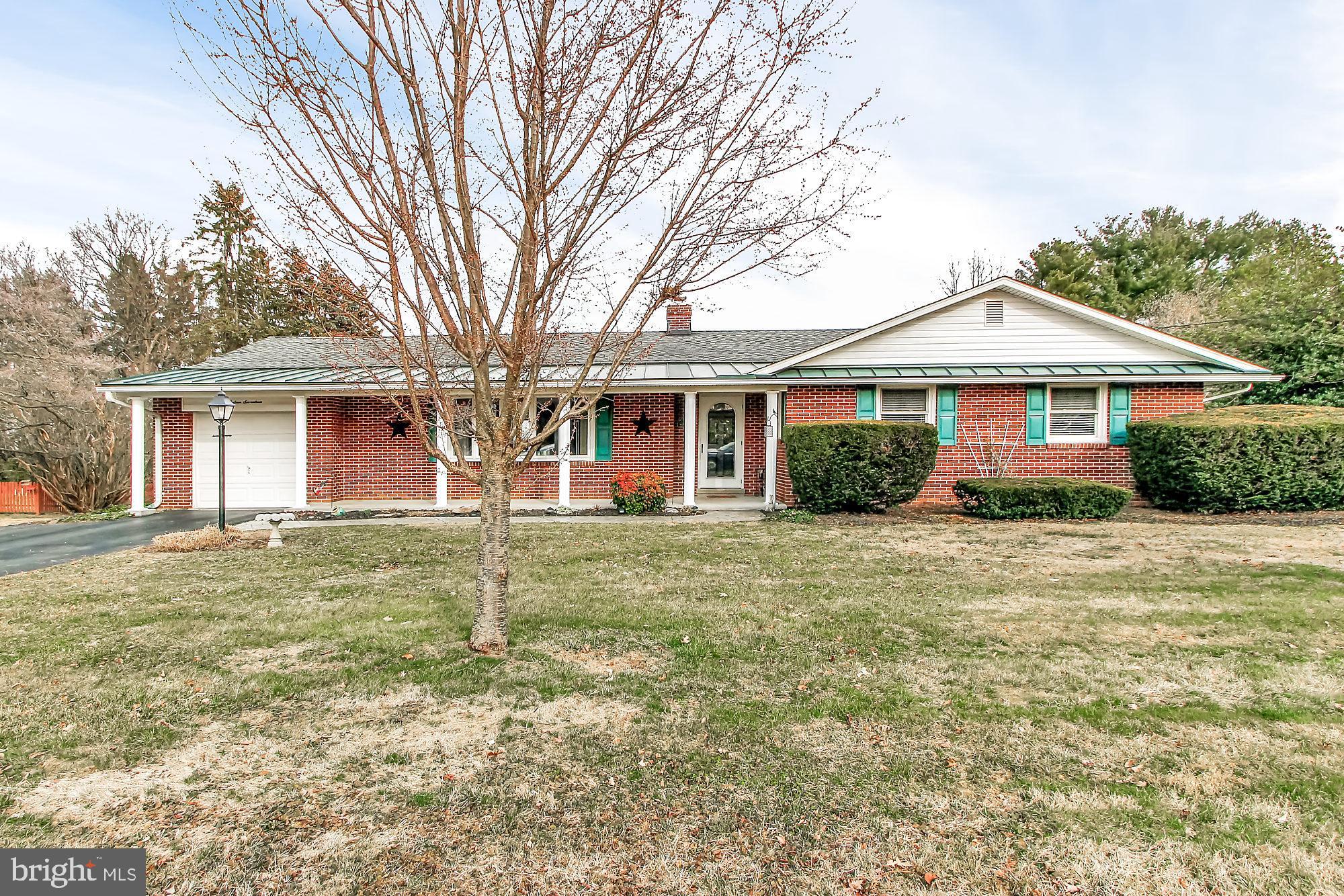 HAMPSTEAD HEIGHTS - Residential