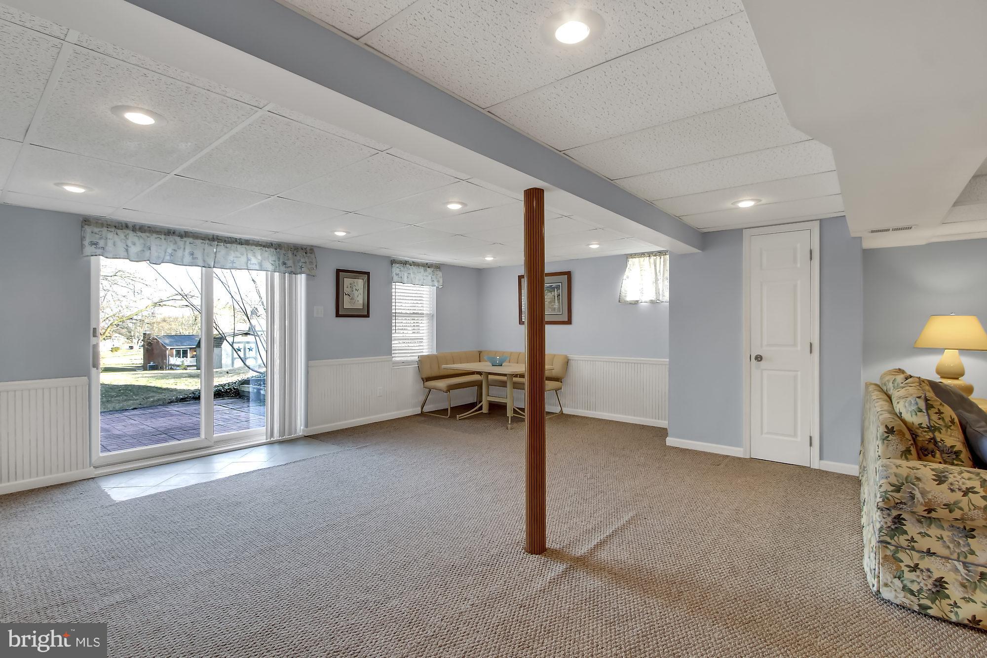 HAMPSTEAD HEIGHTS - Residential