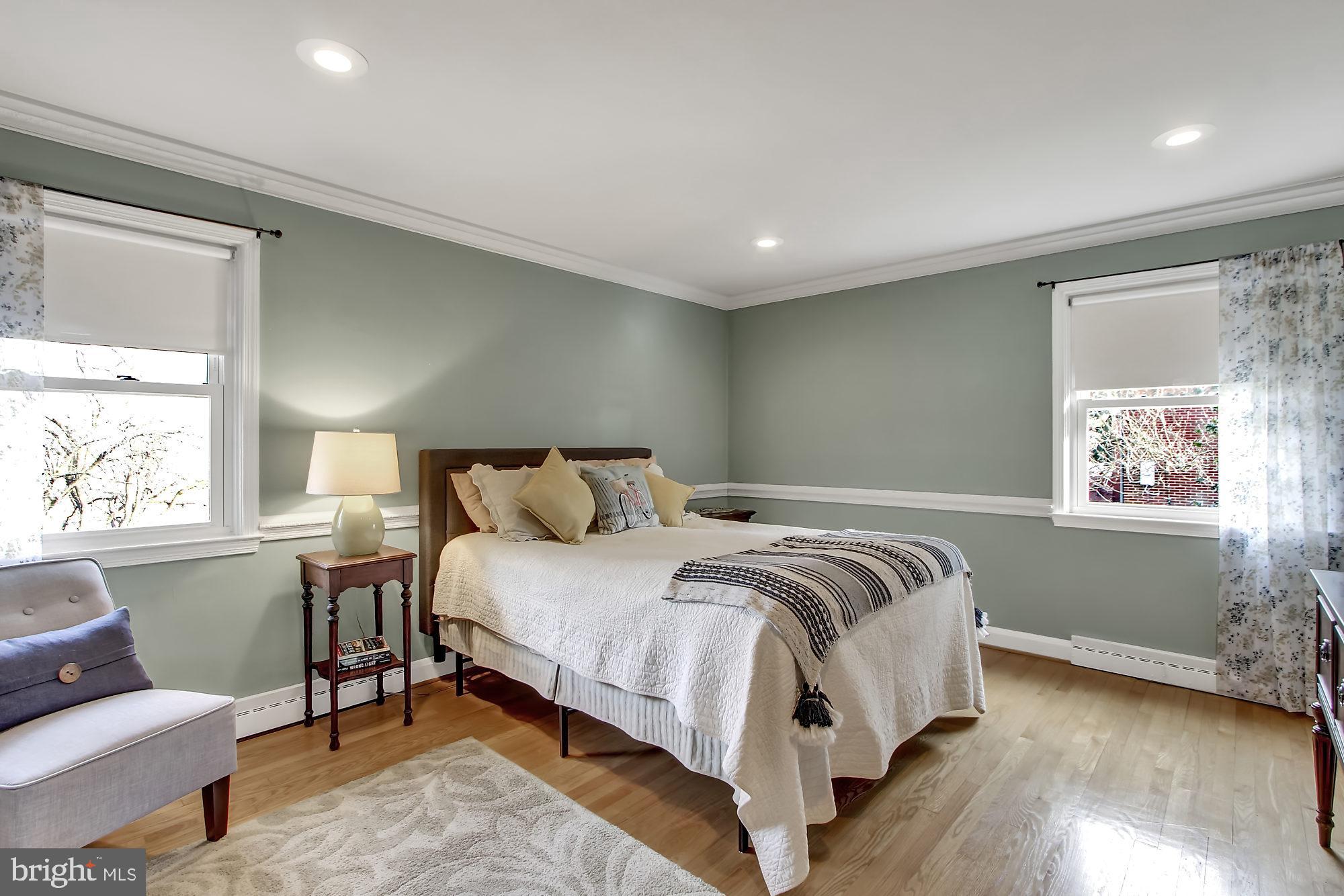 HAMPSTEAD HEIGHTS - Residential