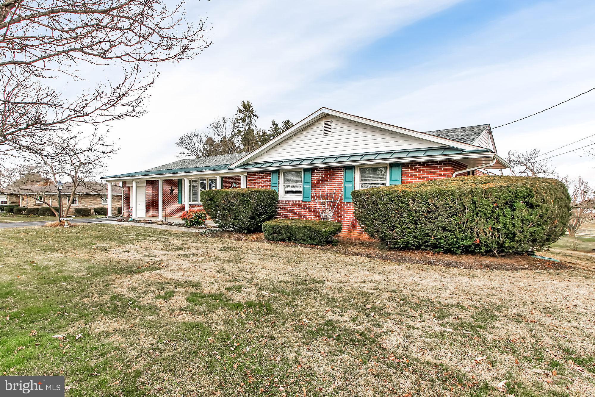 HAMPSTEAD HEIGHTS - Residential