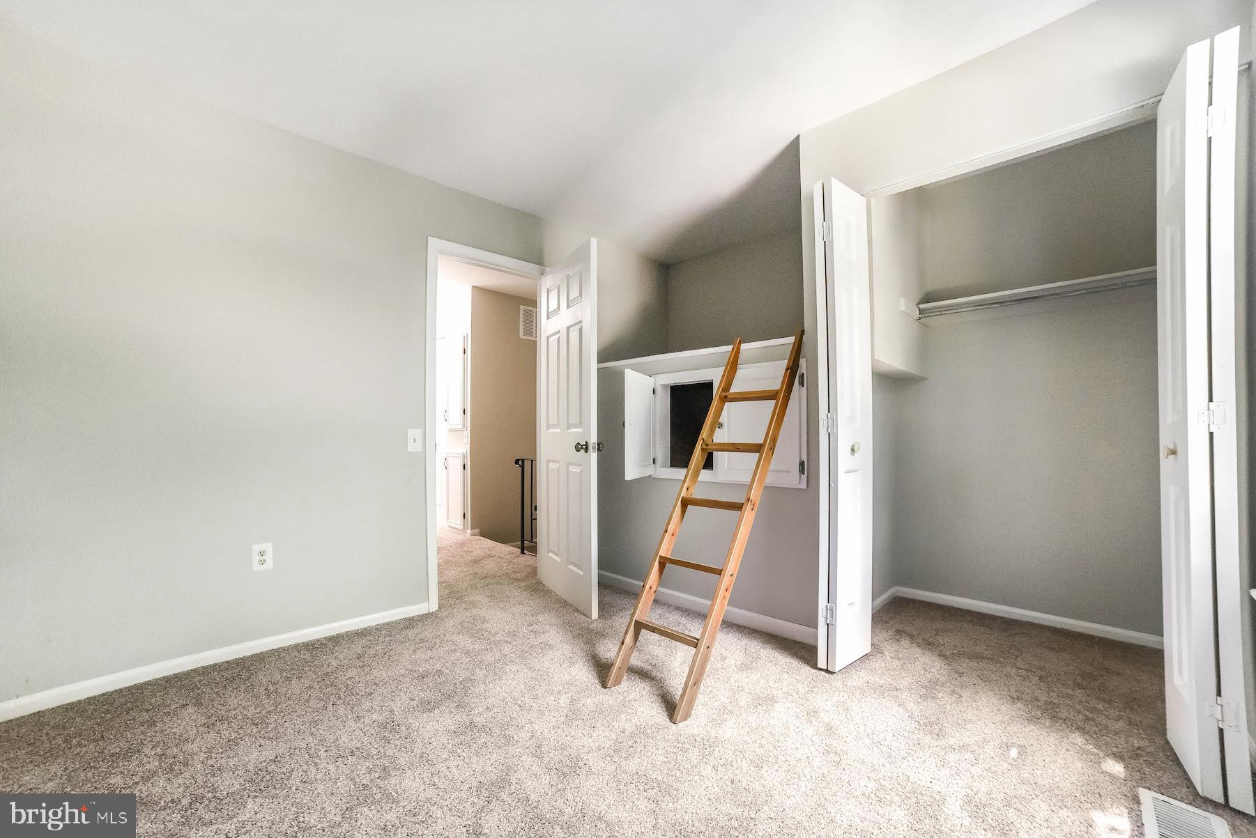 HUNTINGTON - Residential