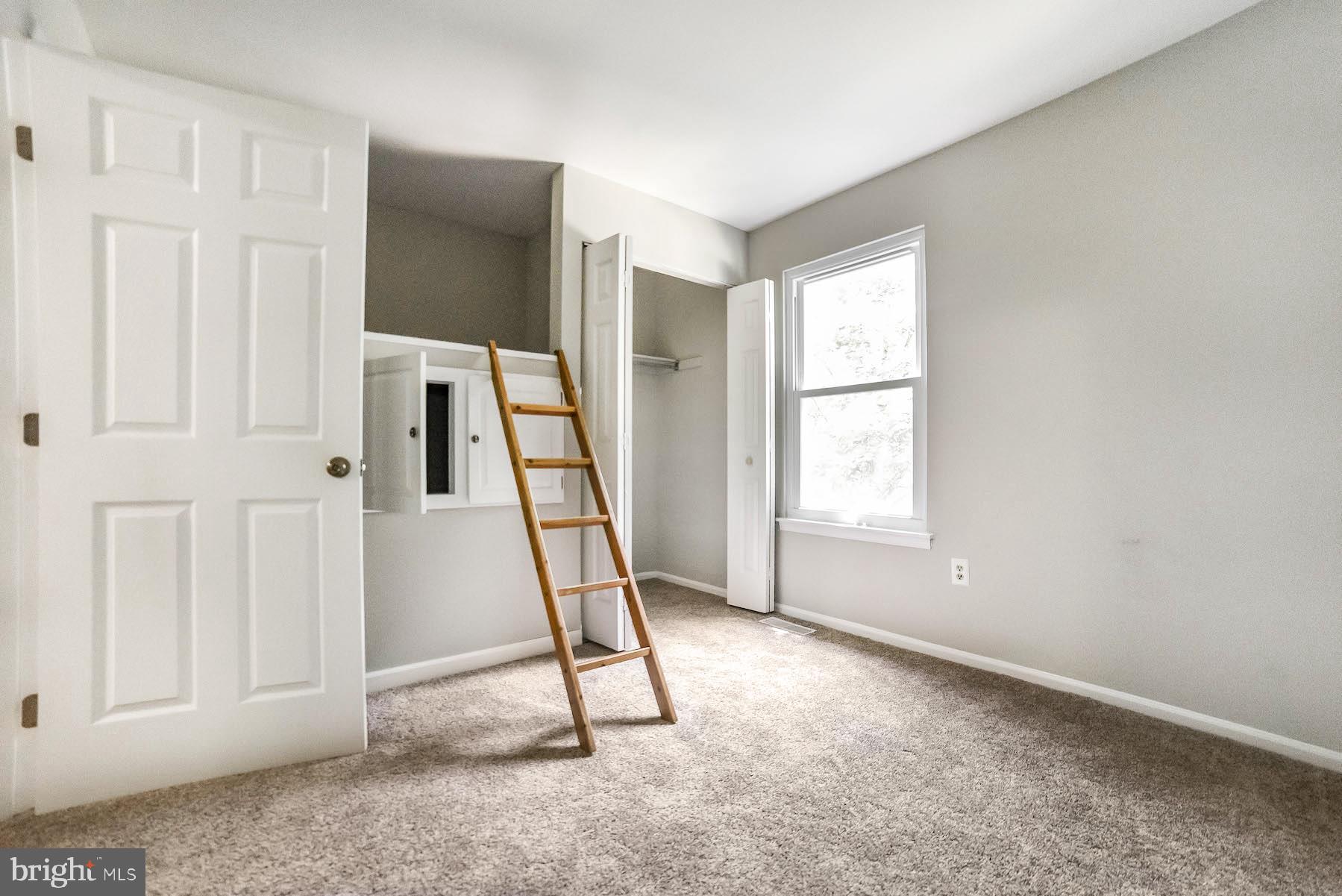 HUNTINGTON - Residential