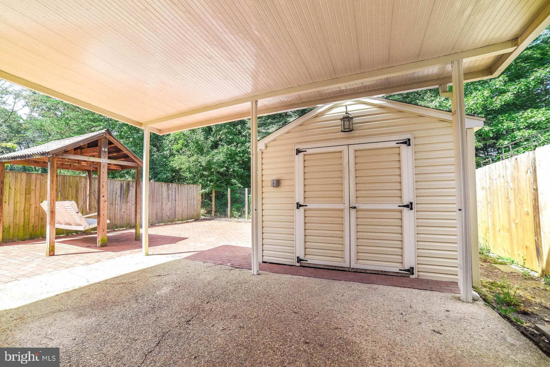 HUNTINGTON - Residential