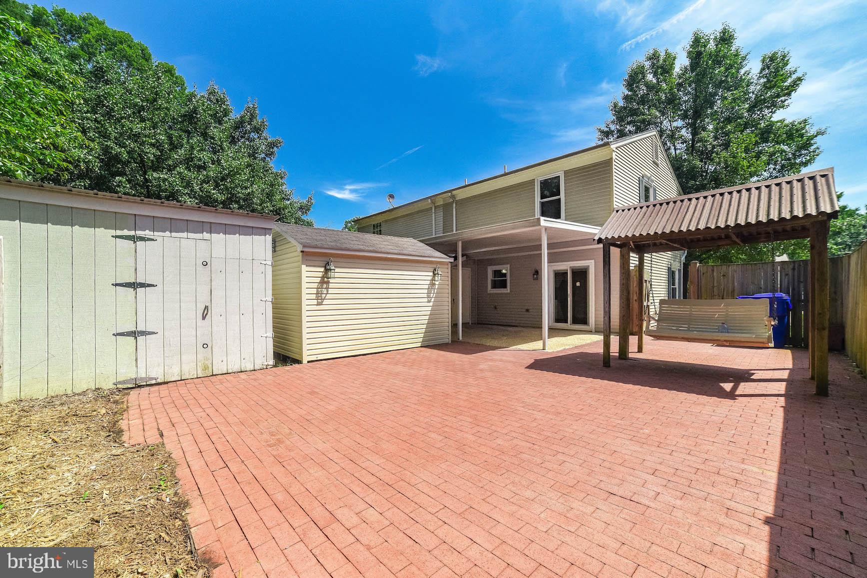 HUNTINGTON - Residential