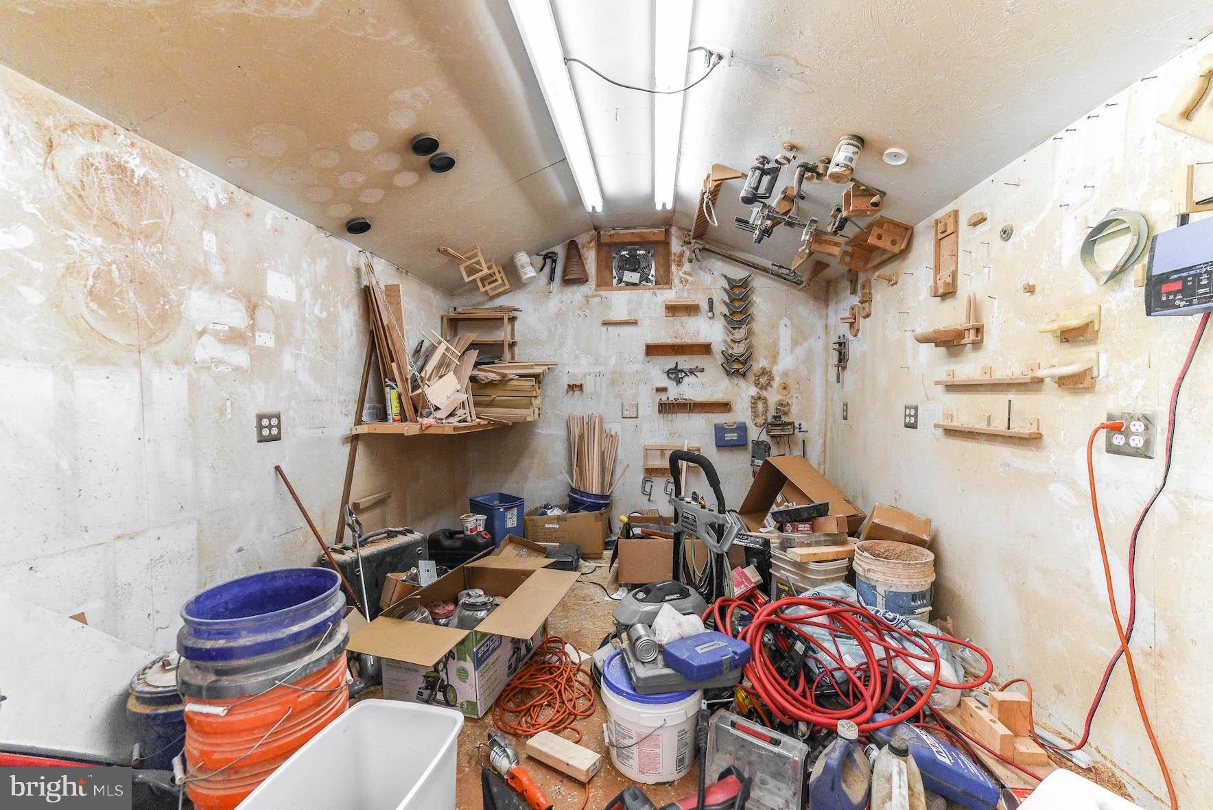 HUNTINGTON - Residential