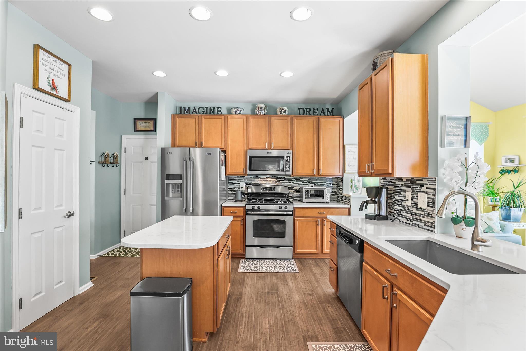 RUSSETT FARMS - Residential