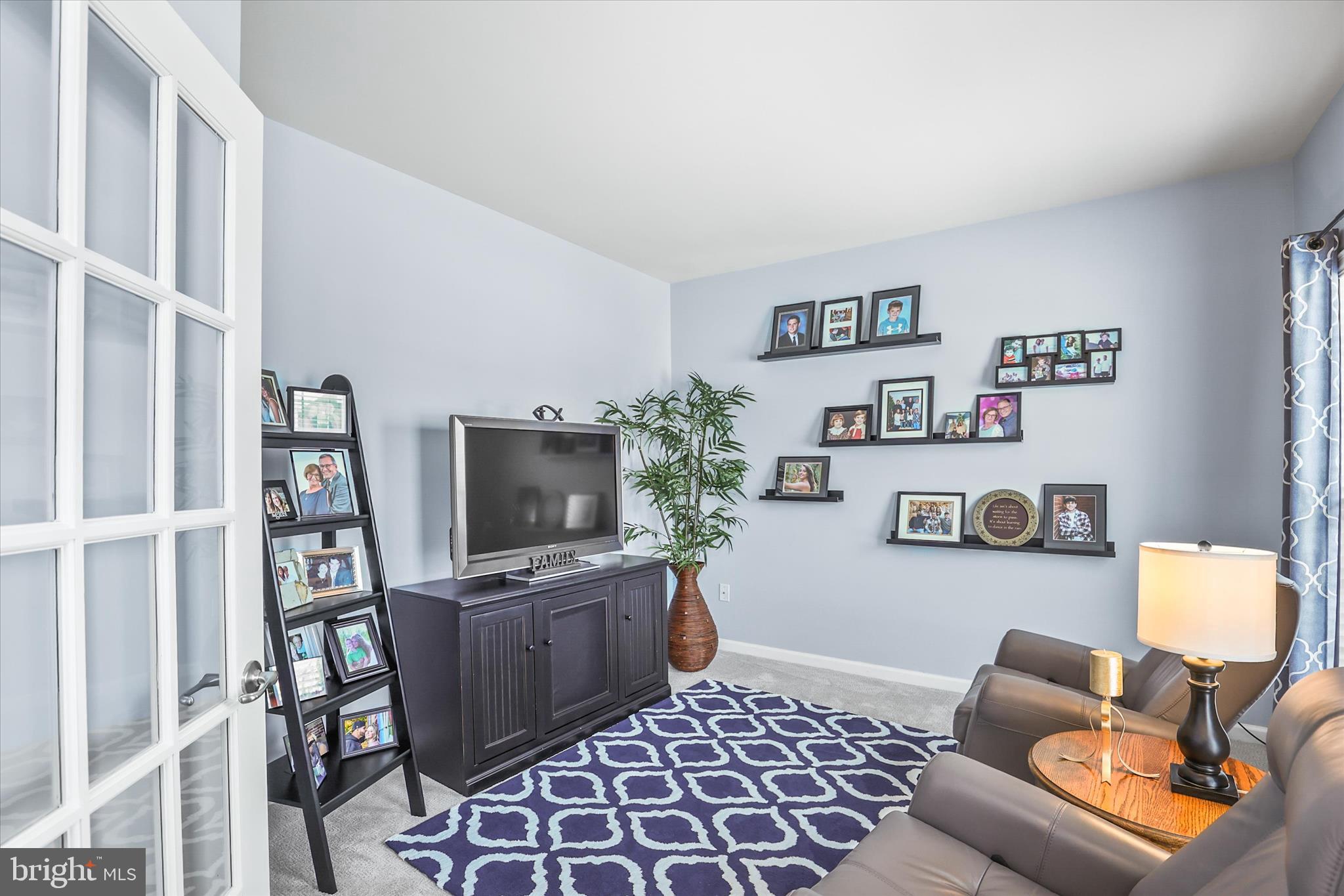 RUSSETT FARMS - Residential