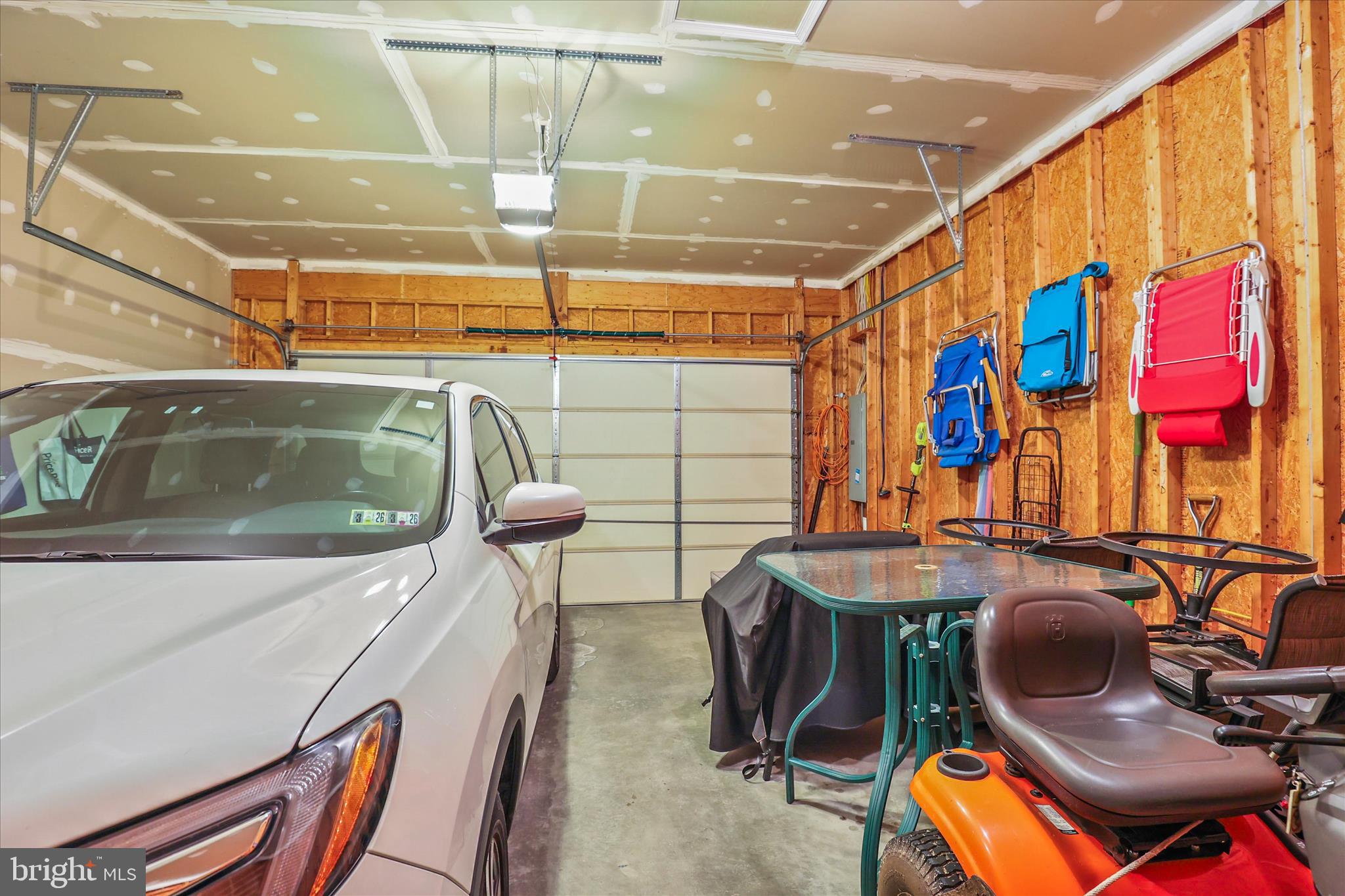 RUSSETT FARMS - Residential