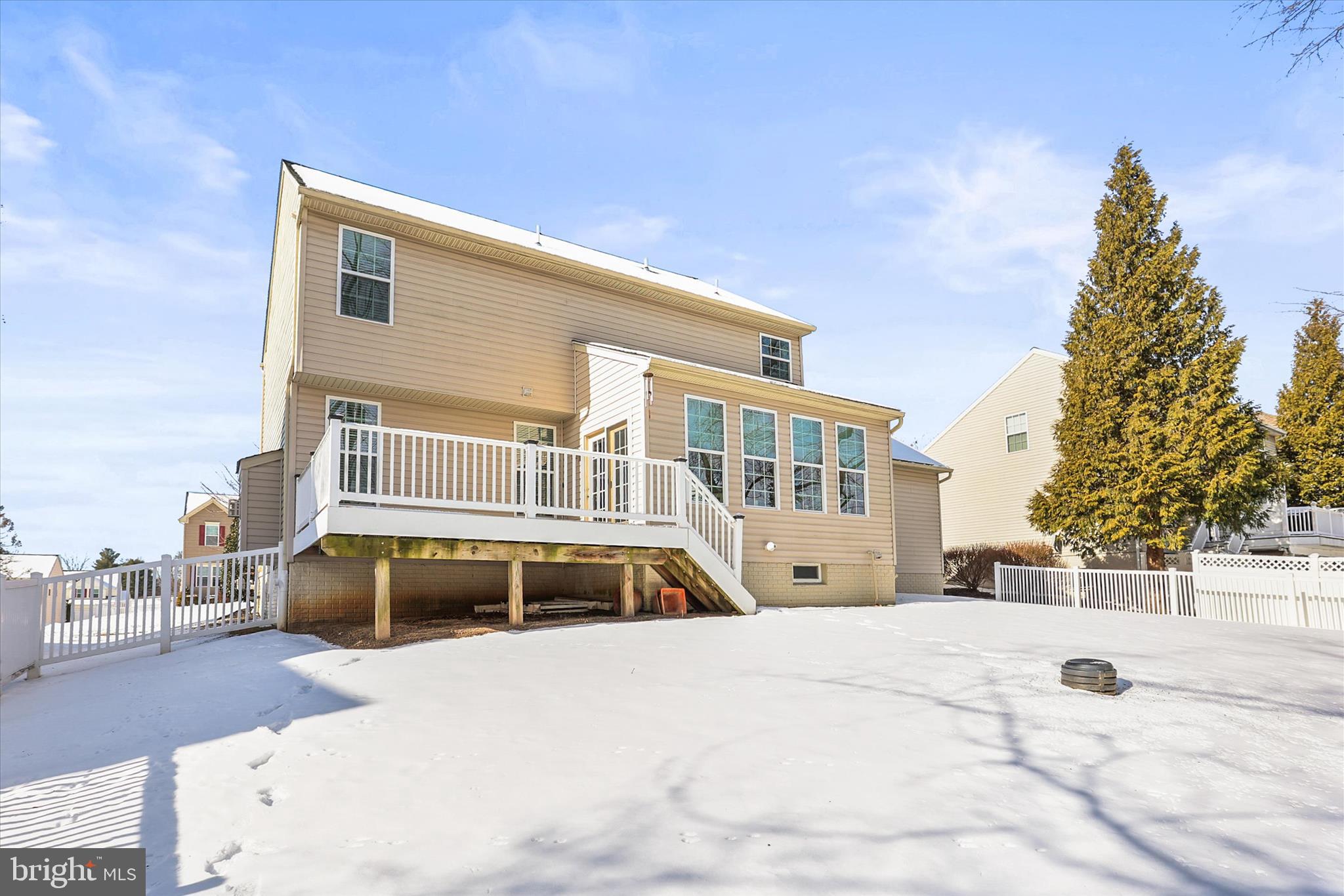 RUSSETT FARMS - Residential