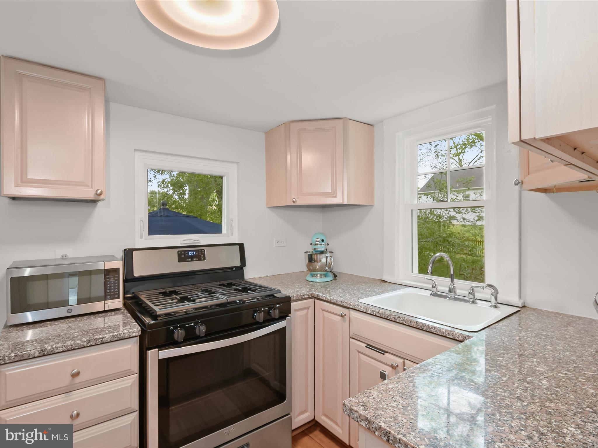 HOMEWOOD - Residential