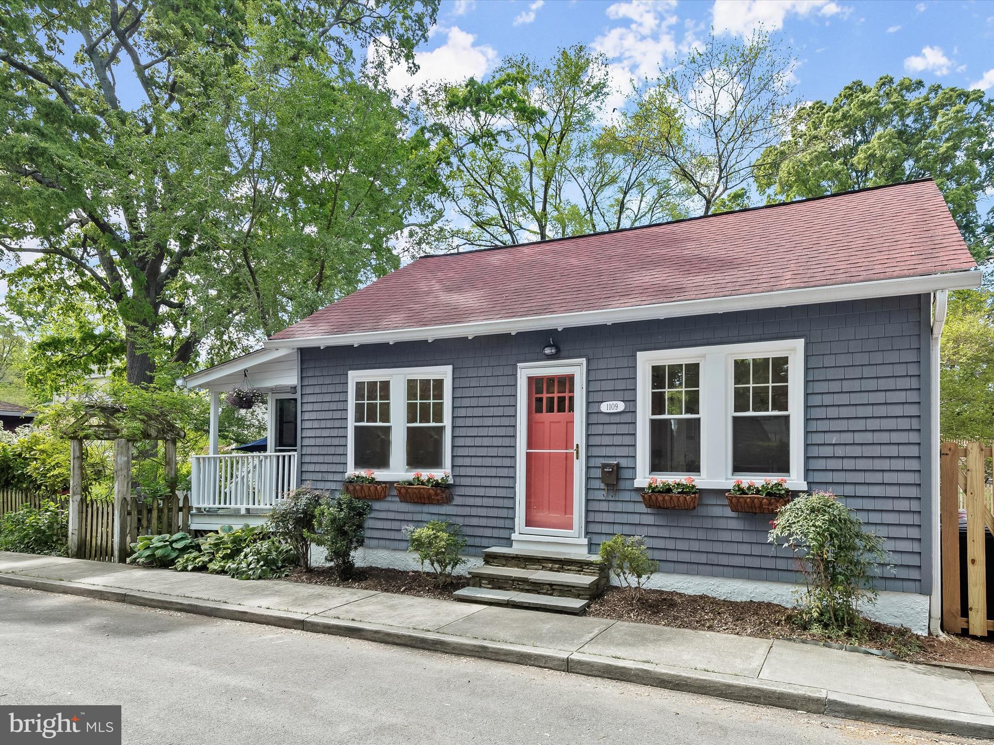 HOMEWOOD - Residential